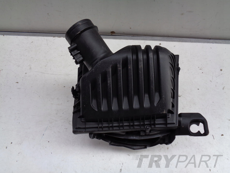 AIR FILTER HOUSING BMW X1 F48 15- 8513916