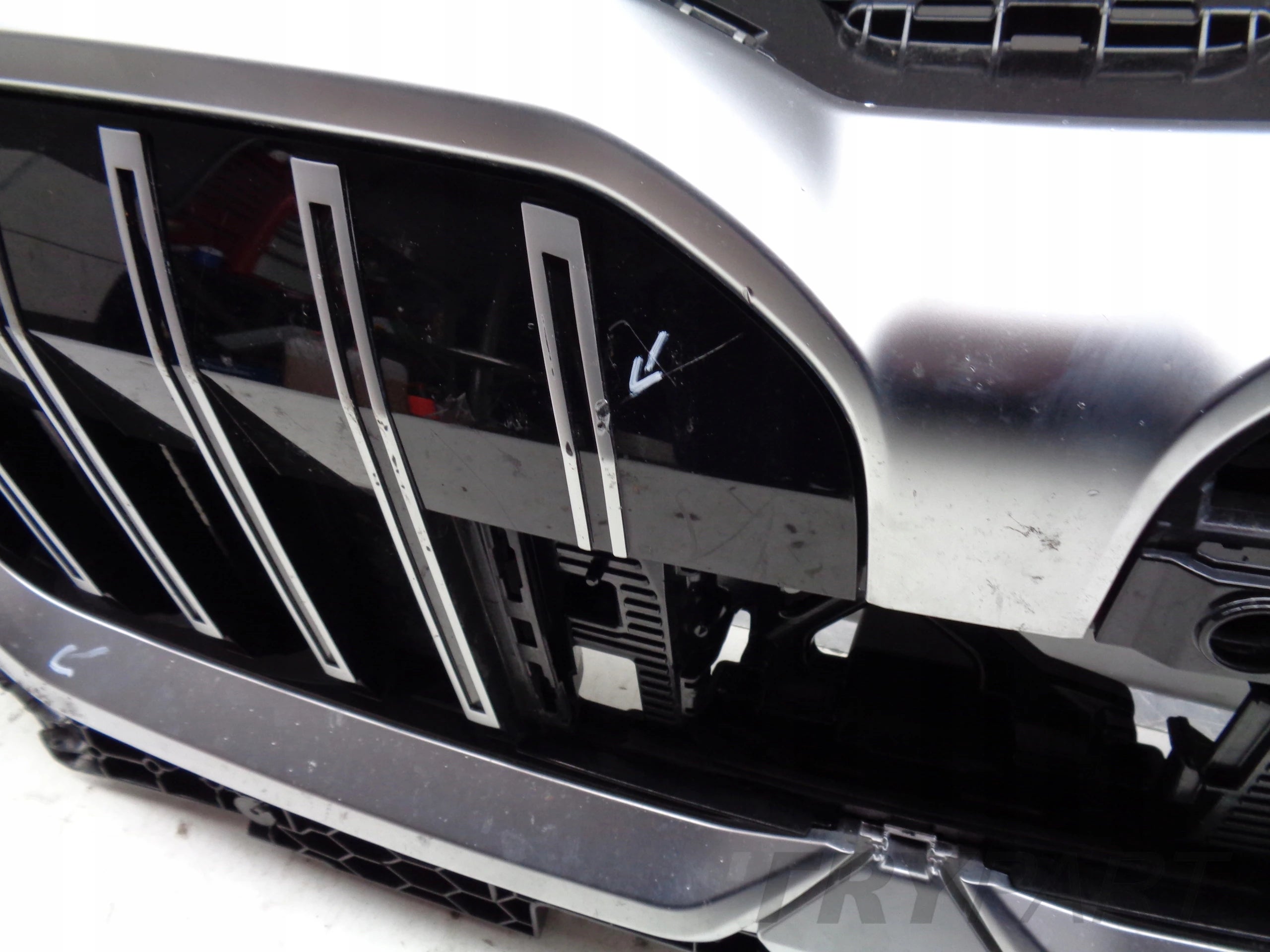 AIR INTAKE GRILLE RADIATOR GRILL BMW I5 G60