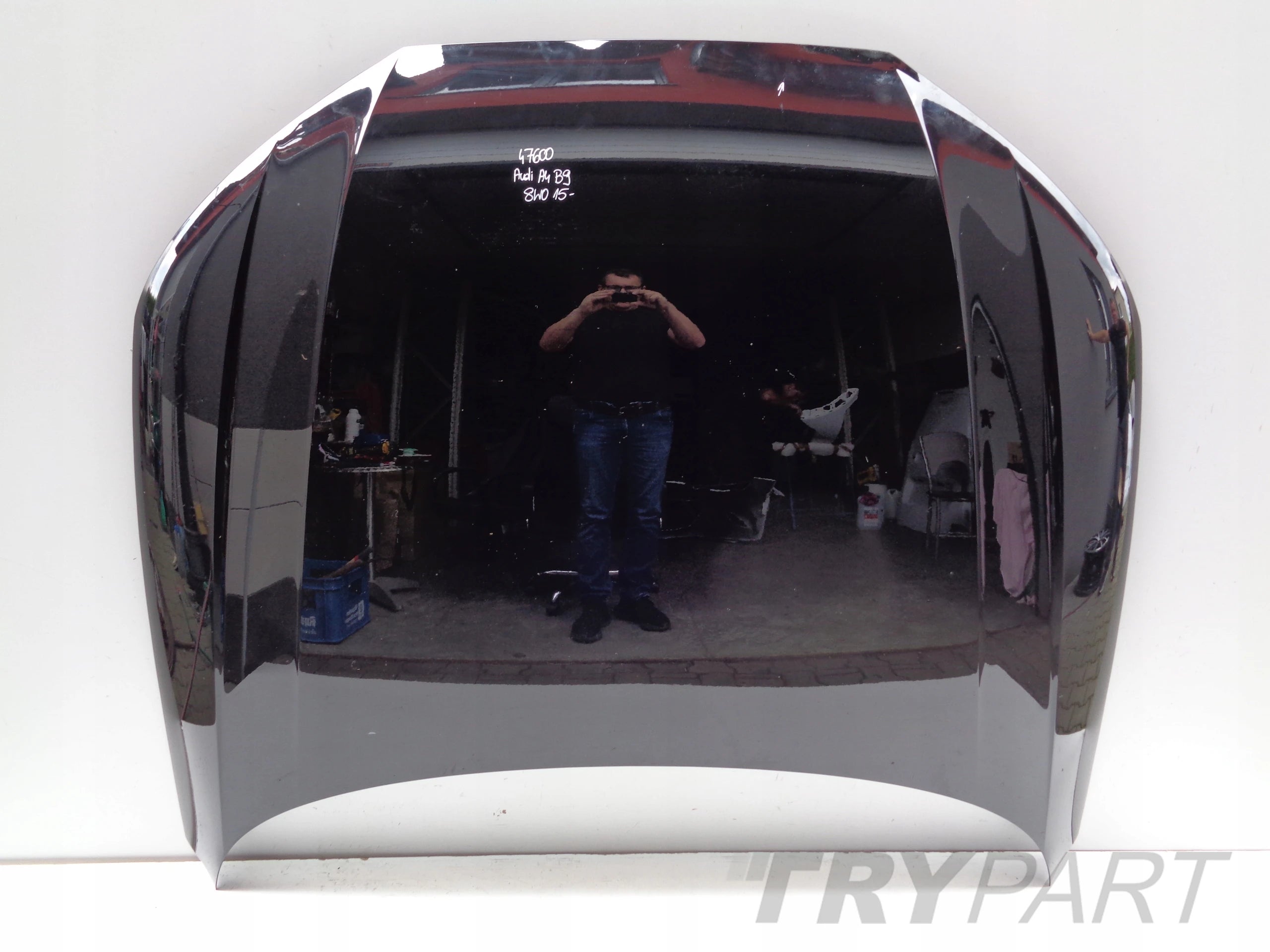 AUDI A4 B9 8W 8W0 15- Engine Hood Bonnet No. 47600 + Locks