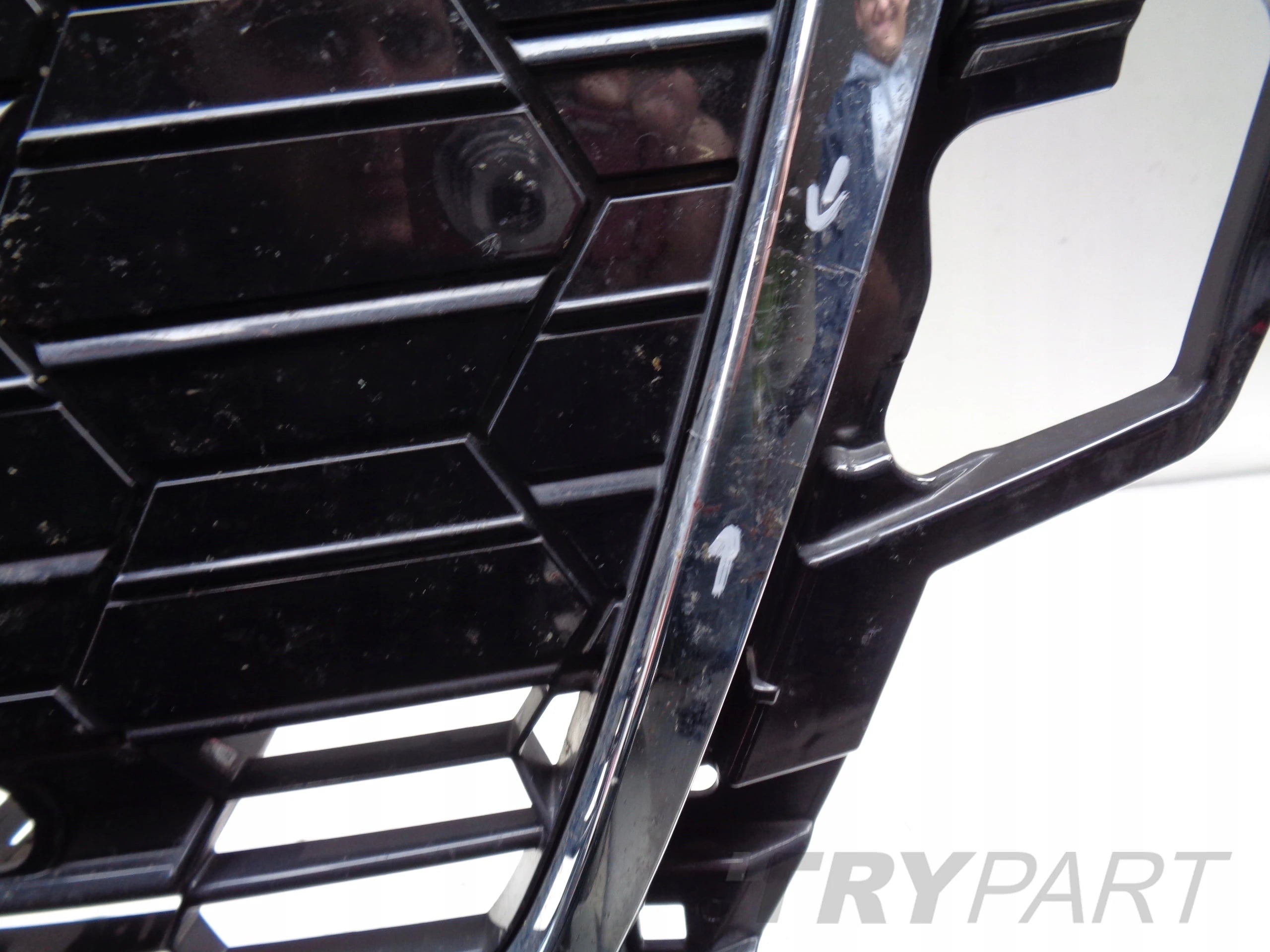 AUDI A5 8W6 19- LIFT GRILLE COVER