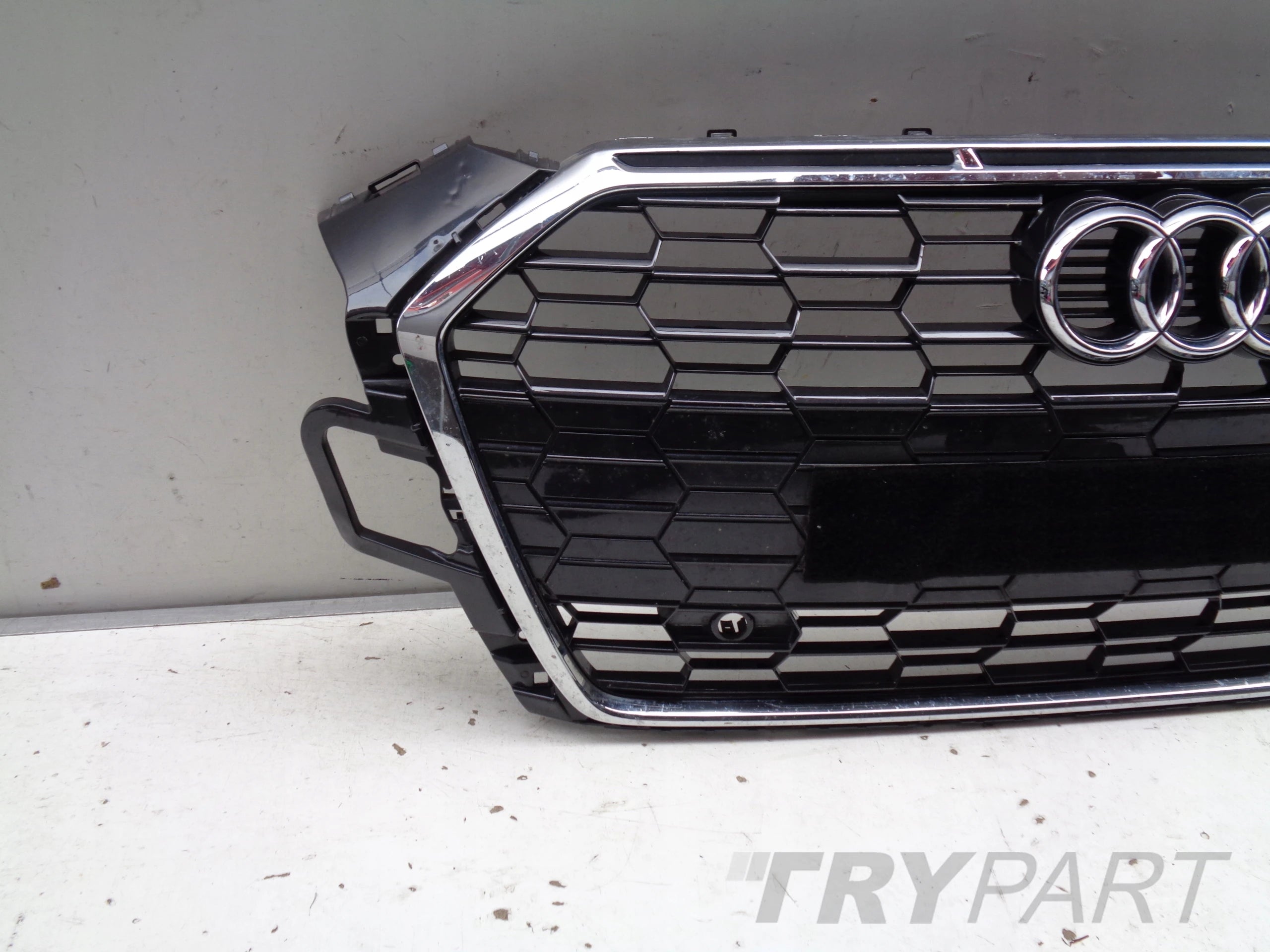 AUDI A5 8W6 19- LIFT GRILLE COVER