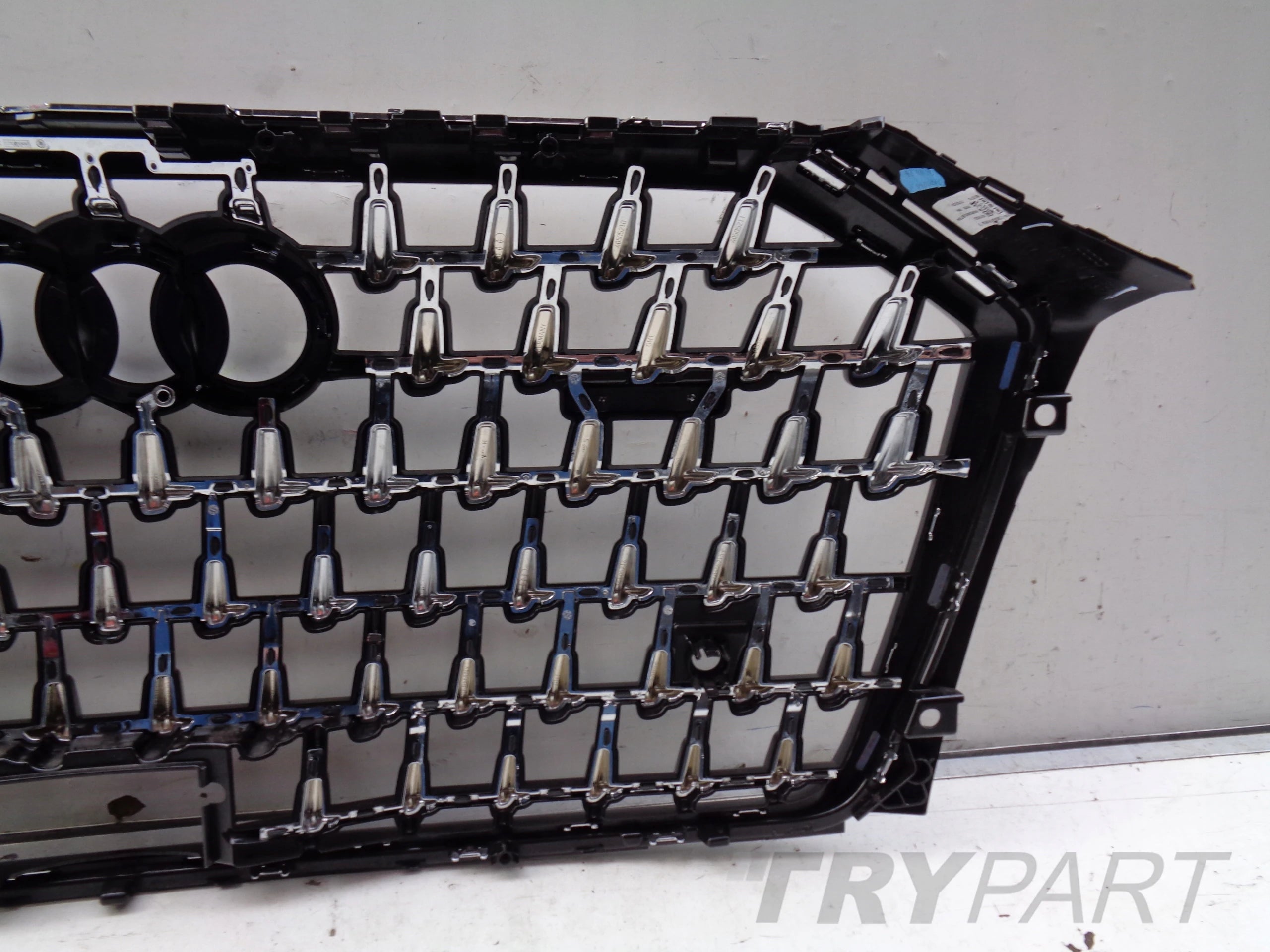 AUDI A8 D5 4N 4N0 21- FACELIFT GRILLE REPLACEMENT