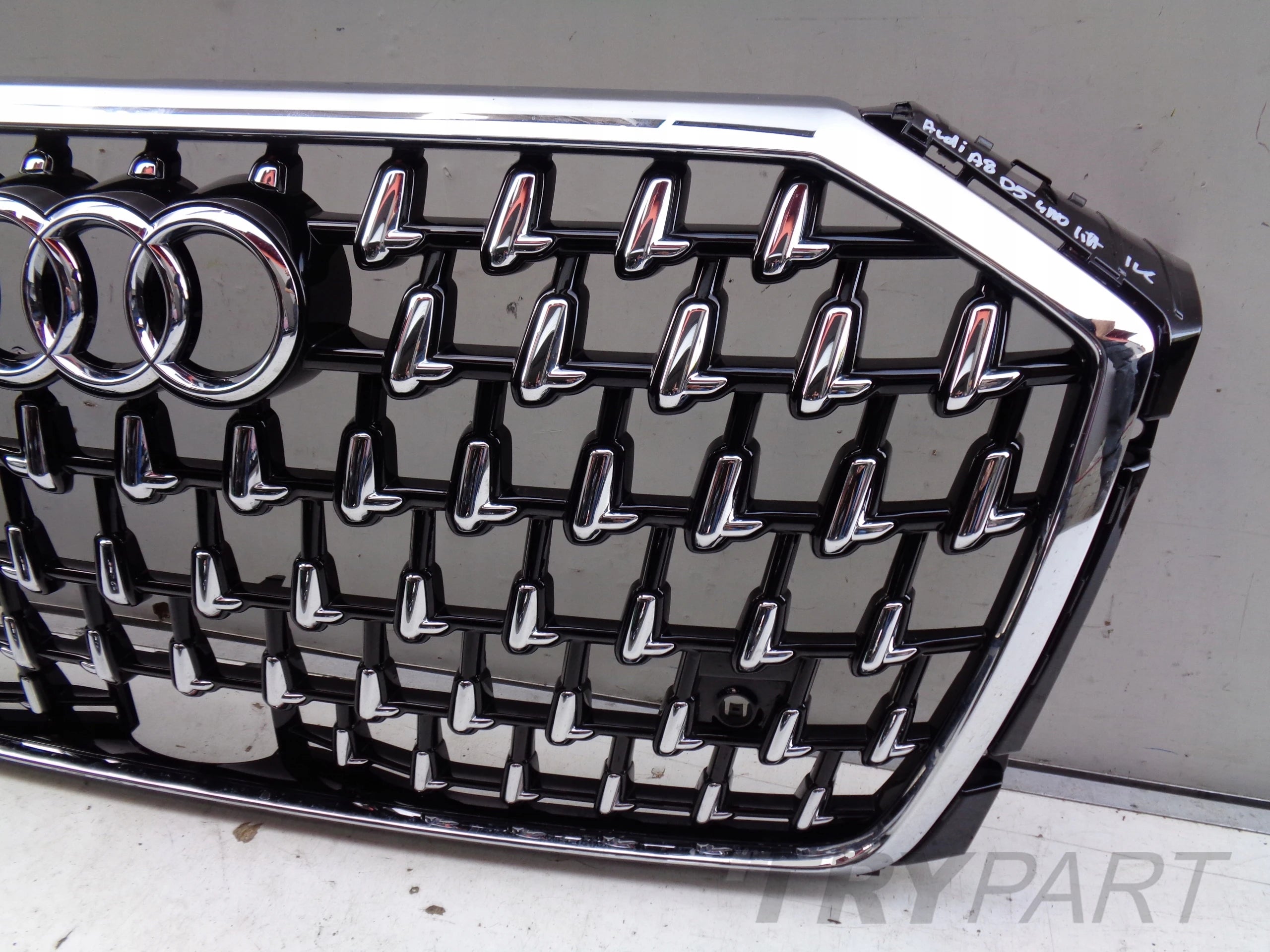AUDI A8 D5 4N 4N0 21- FACELIFT GRILLE REPLACEMENT