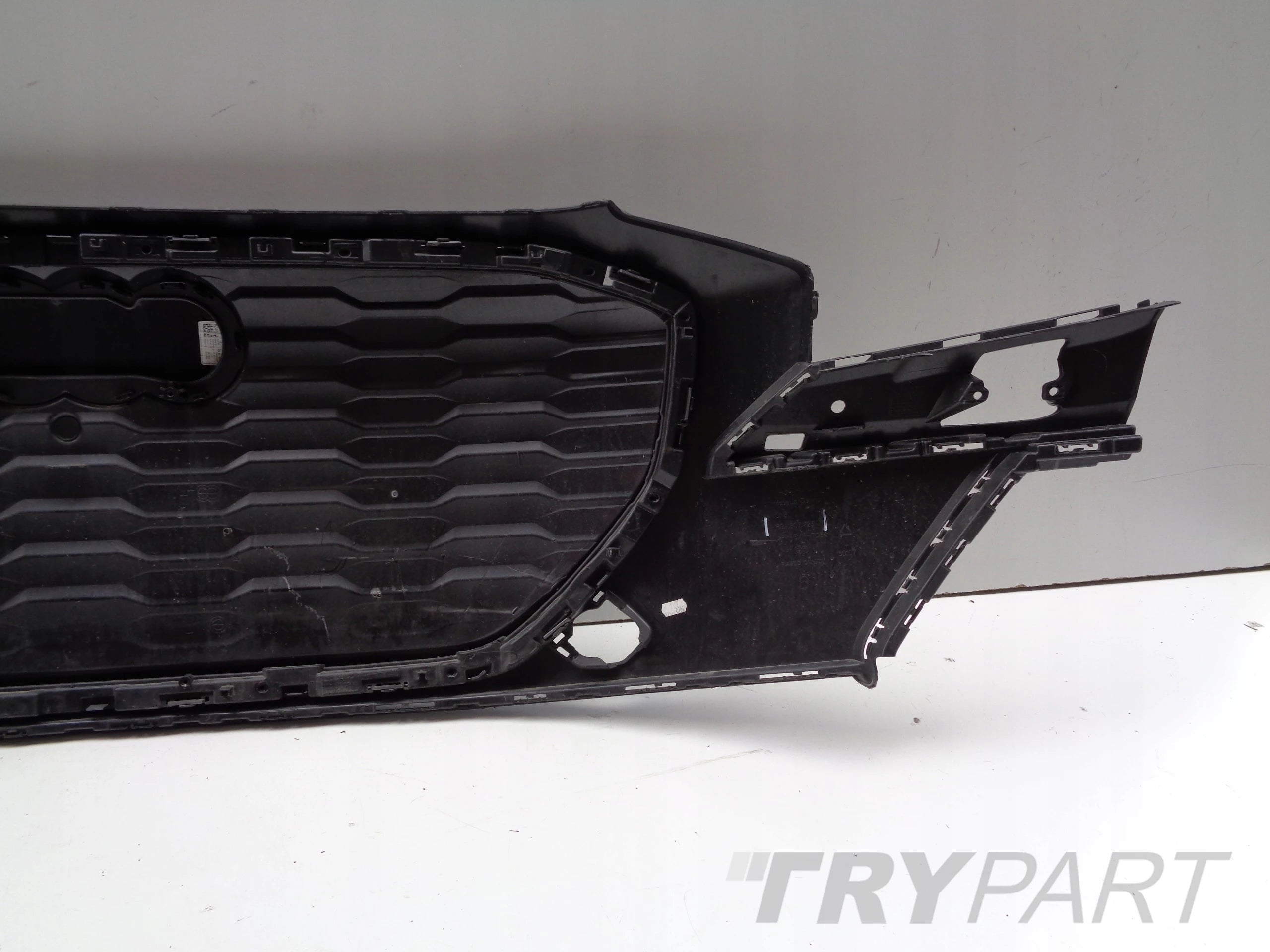 AUDI Q4 89A E-TRON BUMPER GRILLE