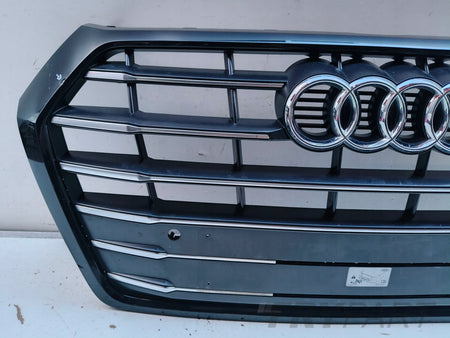 AUDI Q5 II 80A 16-20 S-LINE BLACK RADIATOR GRILLE