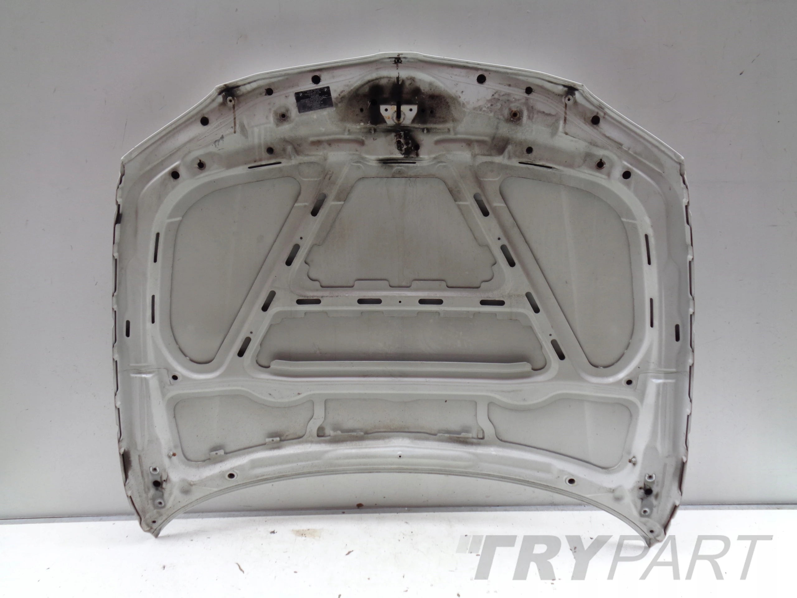 BMW 1 E81 E82 E87 E88 ENGINE HOOD BONNET NO. 42812