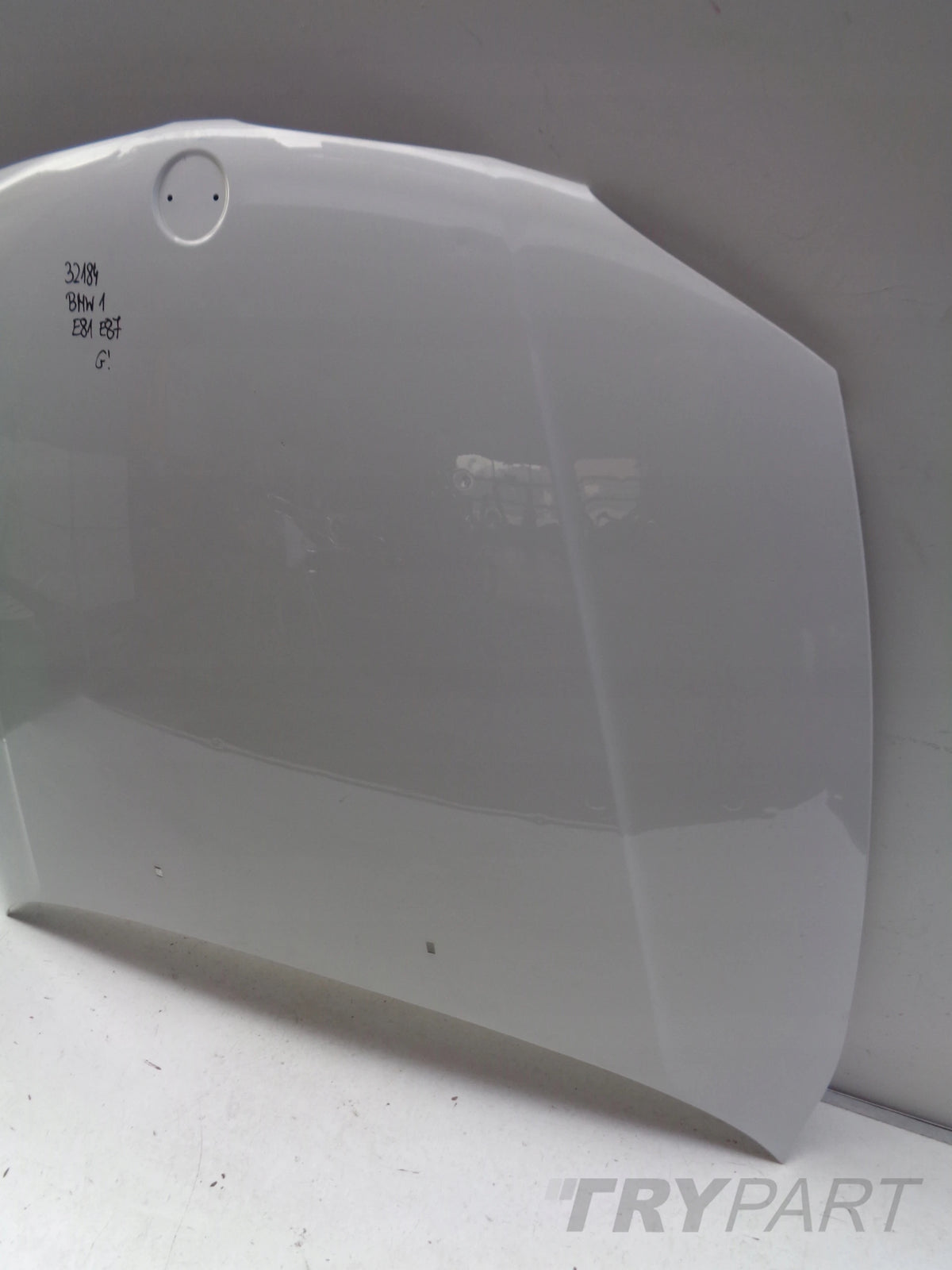 BMW 1 E81 E82 E87 E88 HOOD NO. 32184 G!
