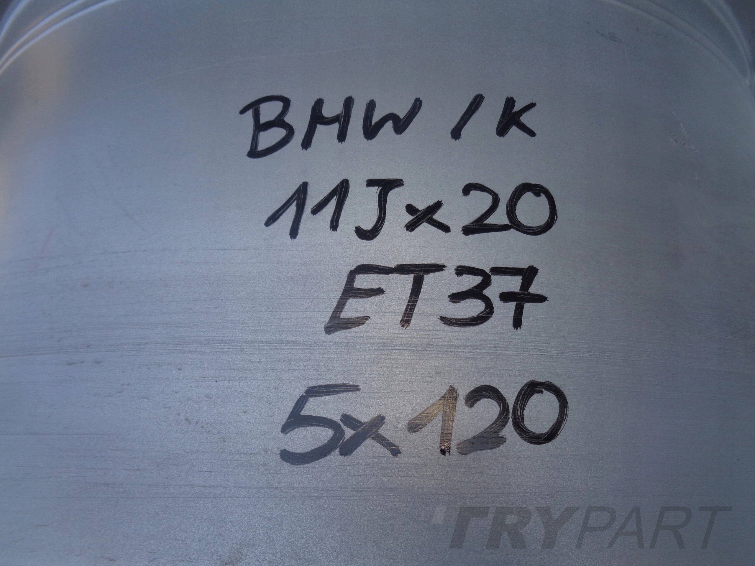 BMW 11JX20 ET37 5X120 ALUMINUM ALLOY WHEEL