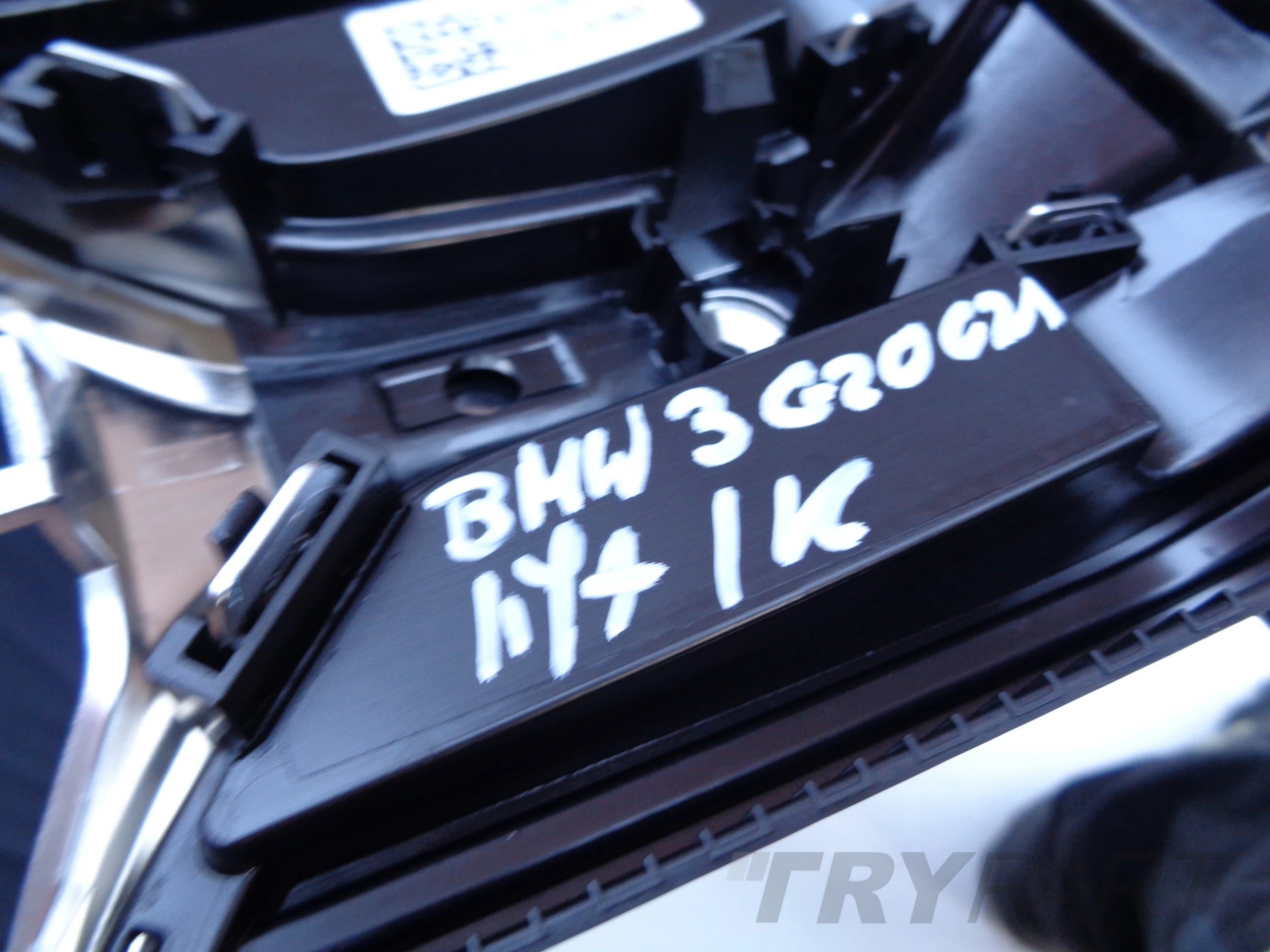 BMW 3 G20 G21 21- LIFT Front Grill Grille for Camera
