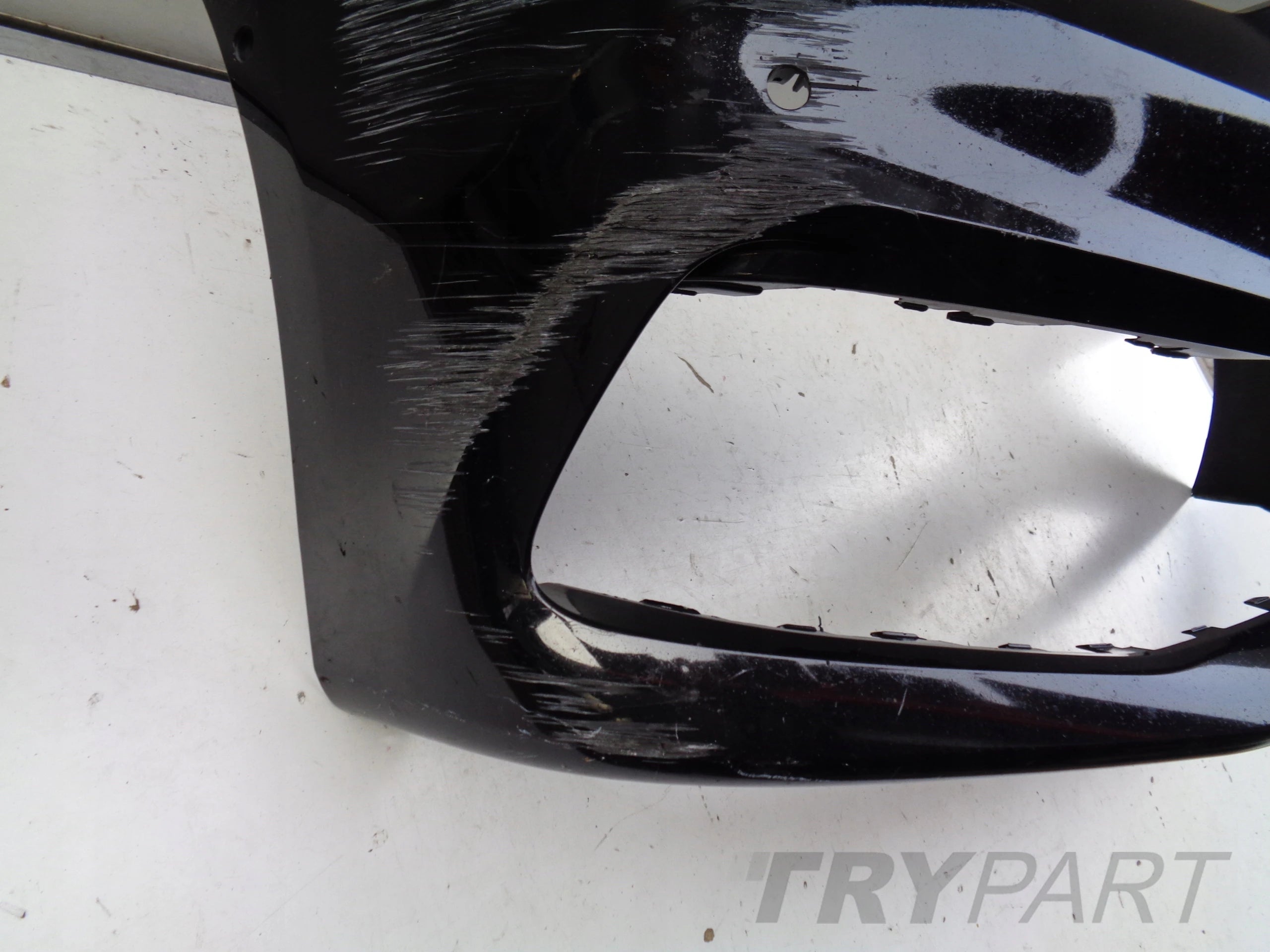 BMW 5 G30 G31 17- FRONT BUMPER NO. 39798