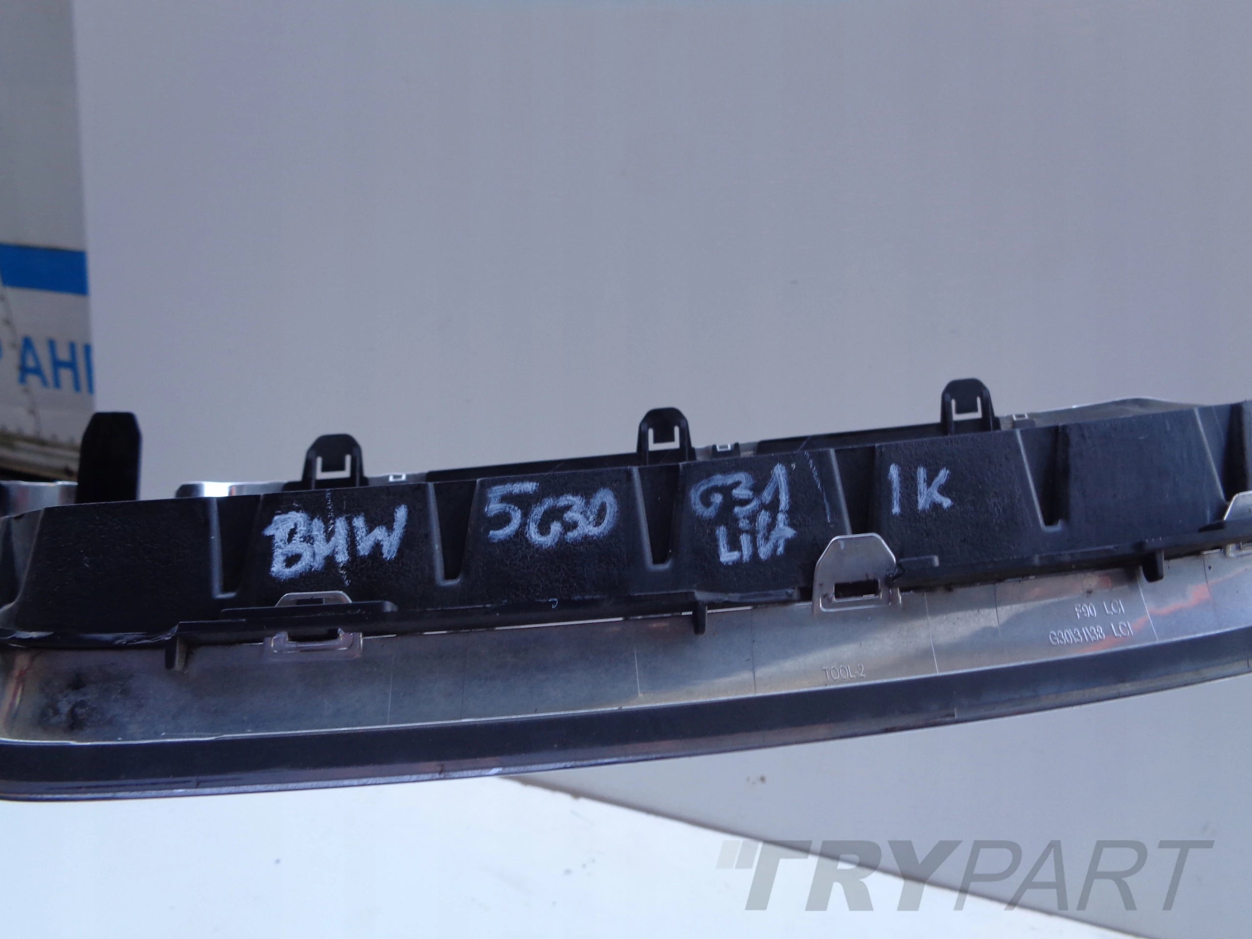 BMW 5 G30 G31 LIFT Grille Cover