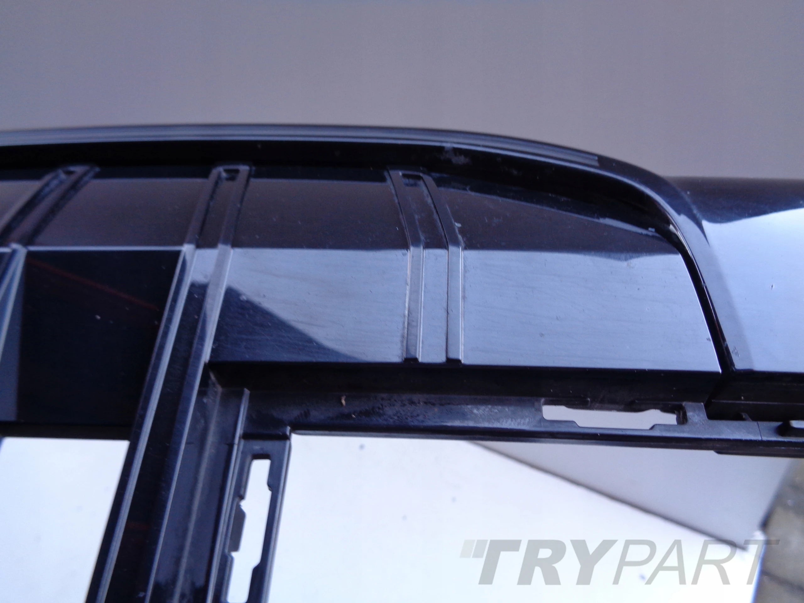 BMW 5 G60 G61 23- M-PACKET LED Grille Cover