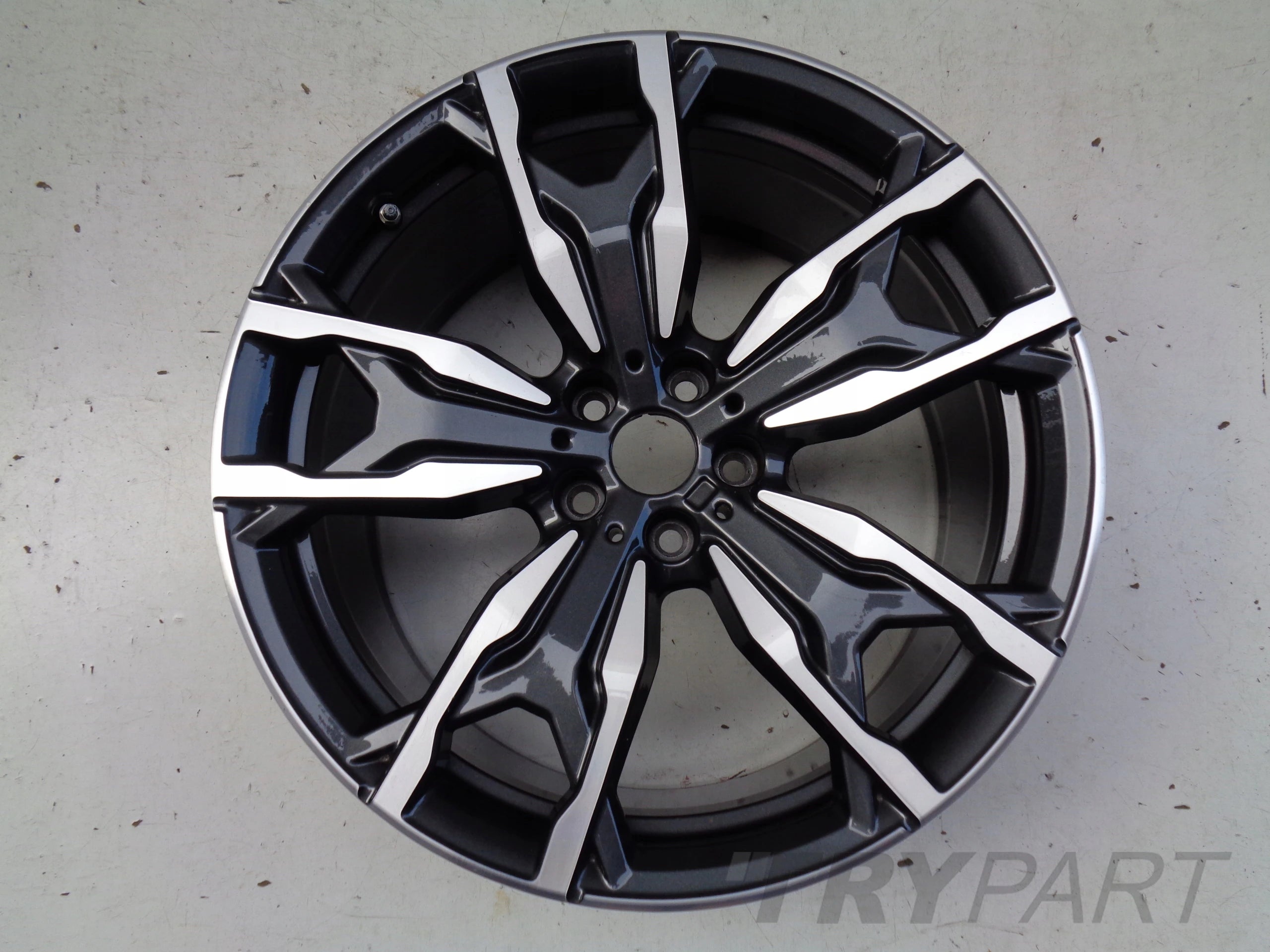 BMW ALUMINUM RIM 9.5JX20 ET43 5X112