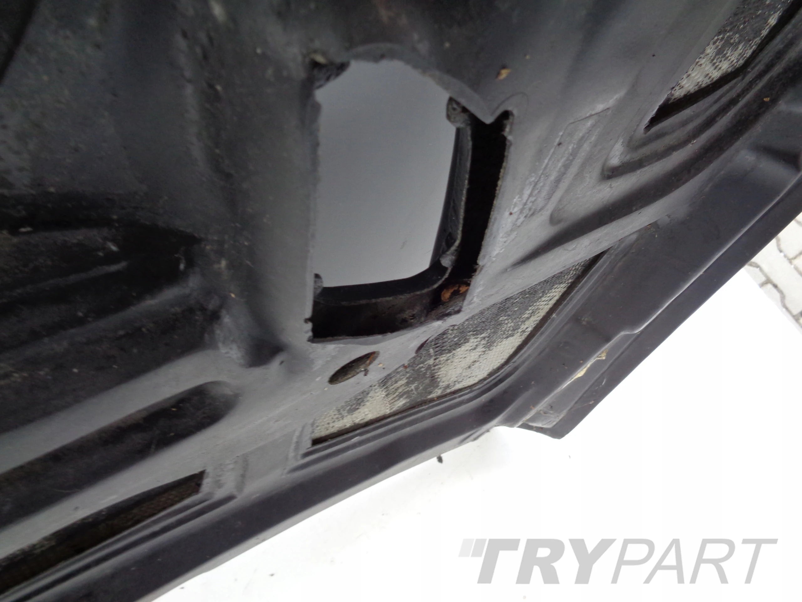 BMW M3 E92 E93 COUPE CABRIO ENGINE HOOD COVER NO. 51078