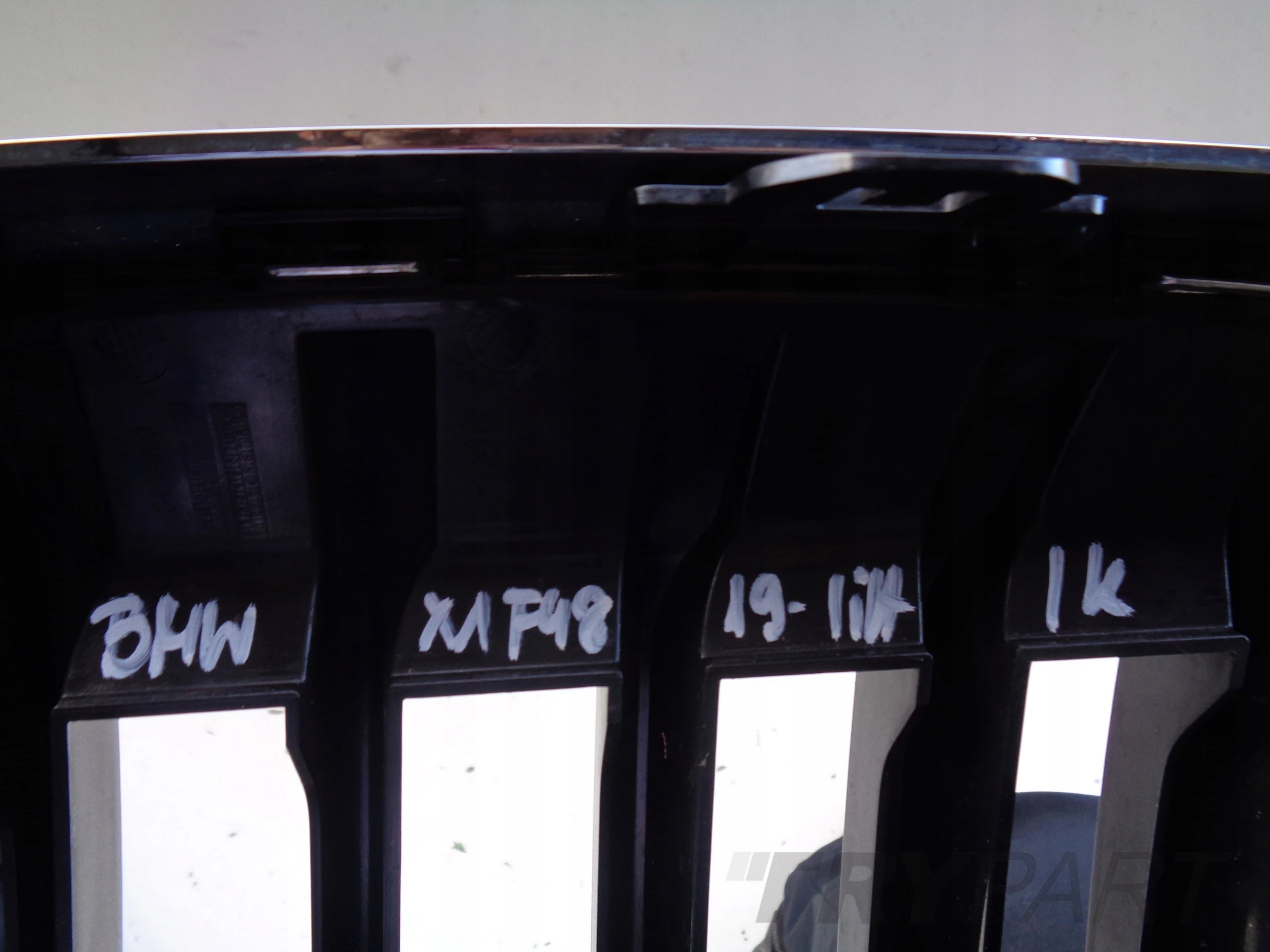 BMW X1 F48 19- LIFT GRILLE COVER