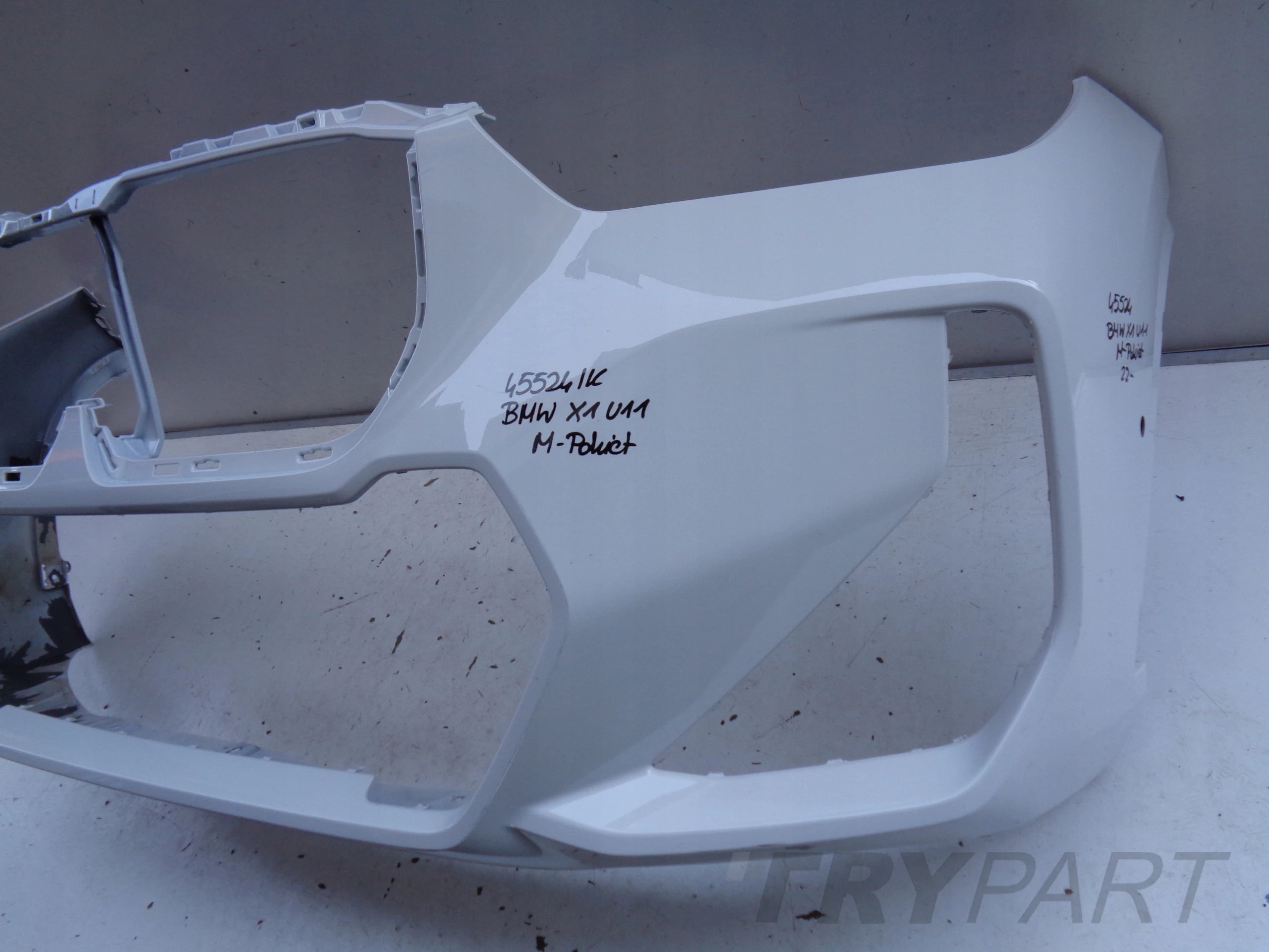 BMW X1 U11 22- M-PACKAGE FRONT BUMPER NO. 45524