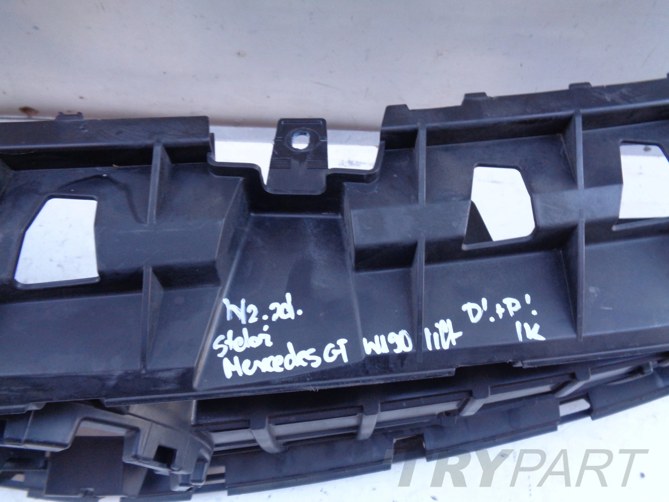 BUMPER GRILLE BRACKET REINFORCEMENT MERCEDES GT AMG W190 LIFT