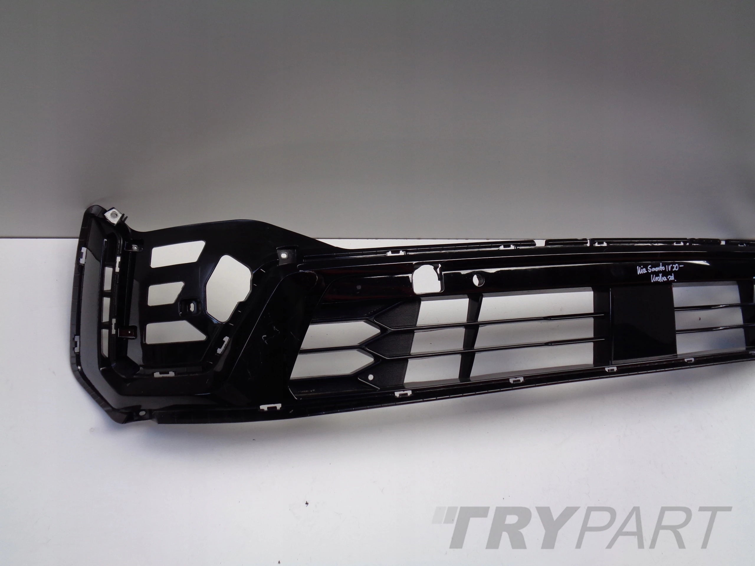 Bumper Grille for KIA SORENTO IV 20-