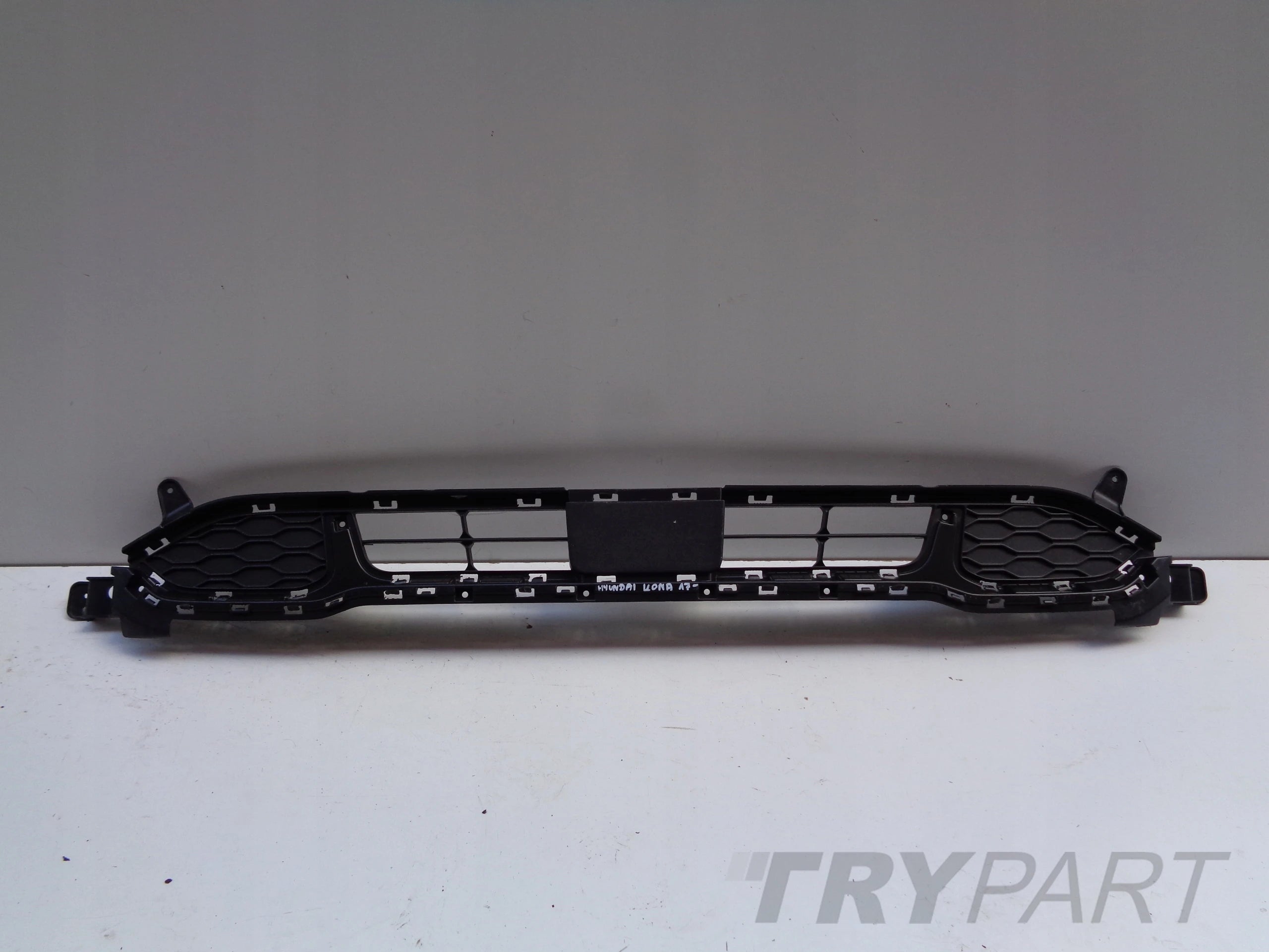 BUMPER GRILLE HYUNDAI KONA 17-