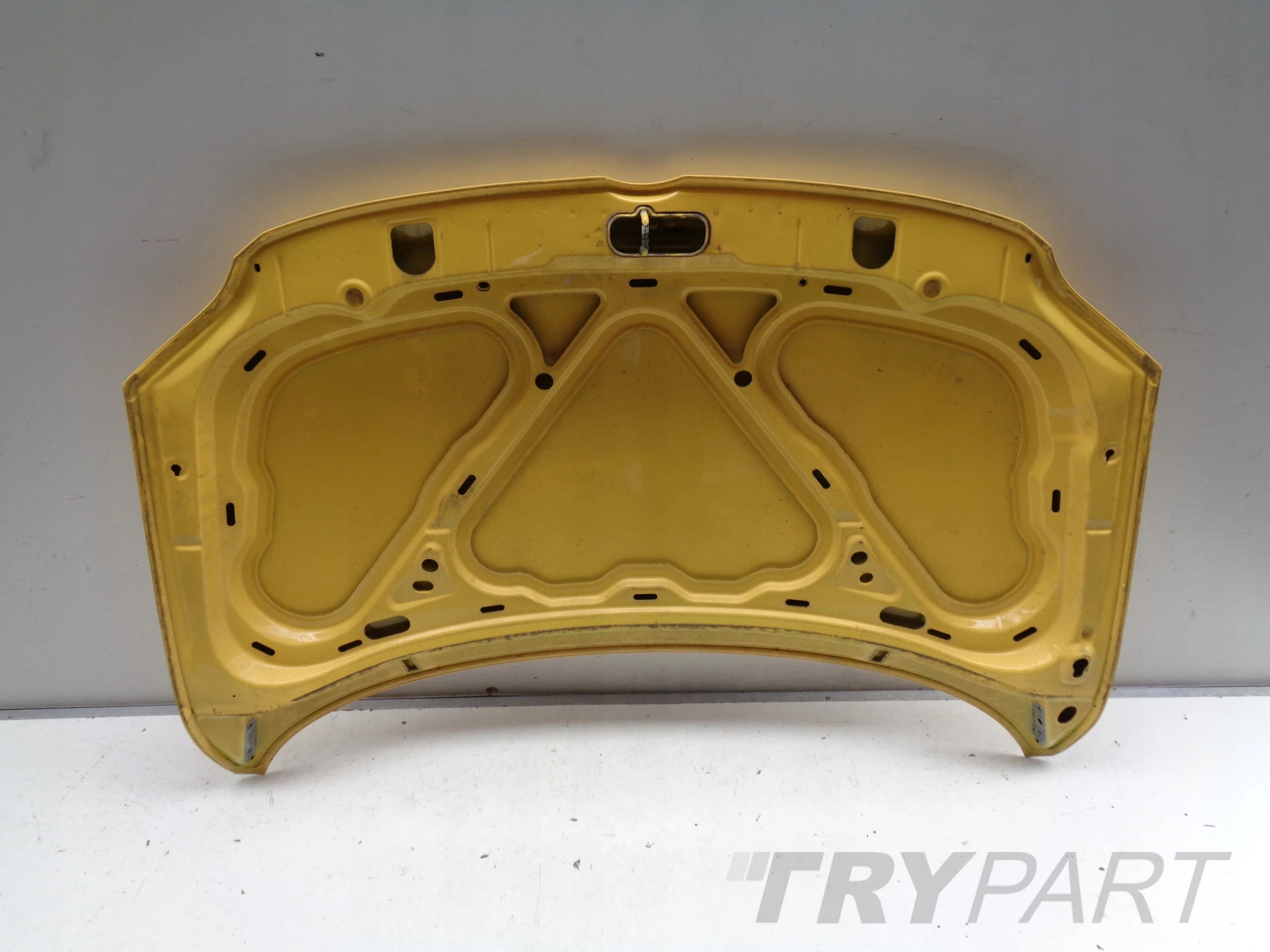 ENGINE HOOD COVER FOR VW FOX 5Z 5Z0 NO 35179
