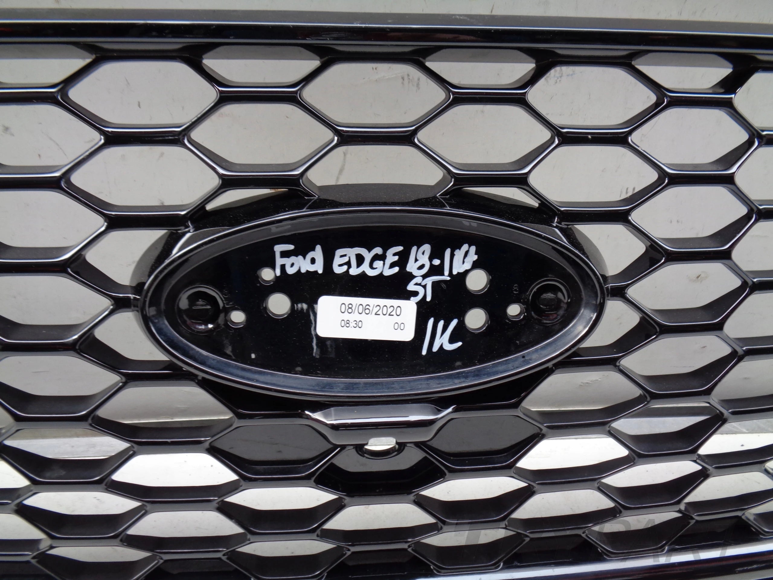 FORD EDGE 18- LIFT ST-LINE Grille Insert