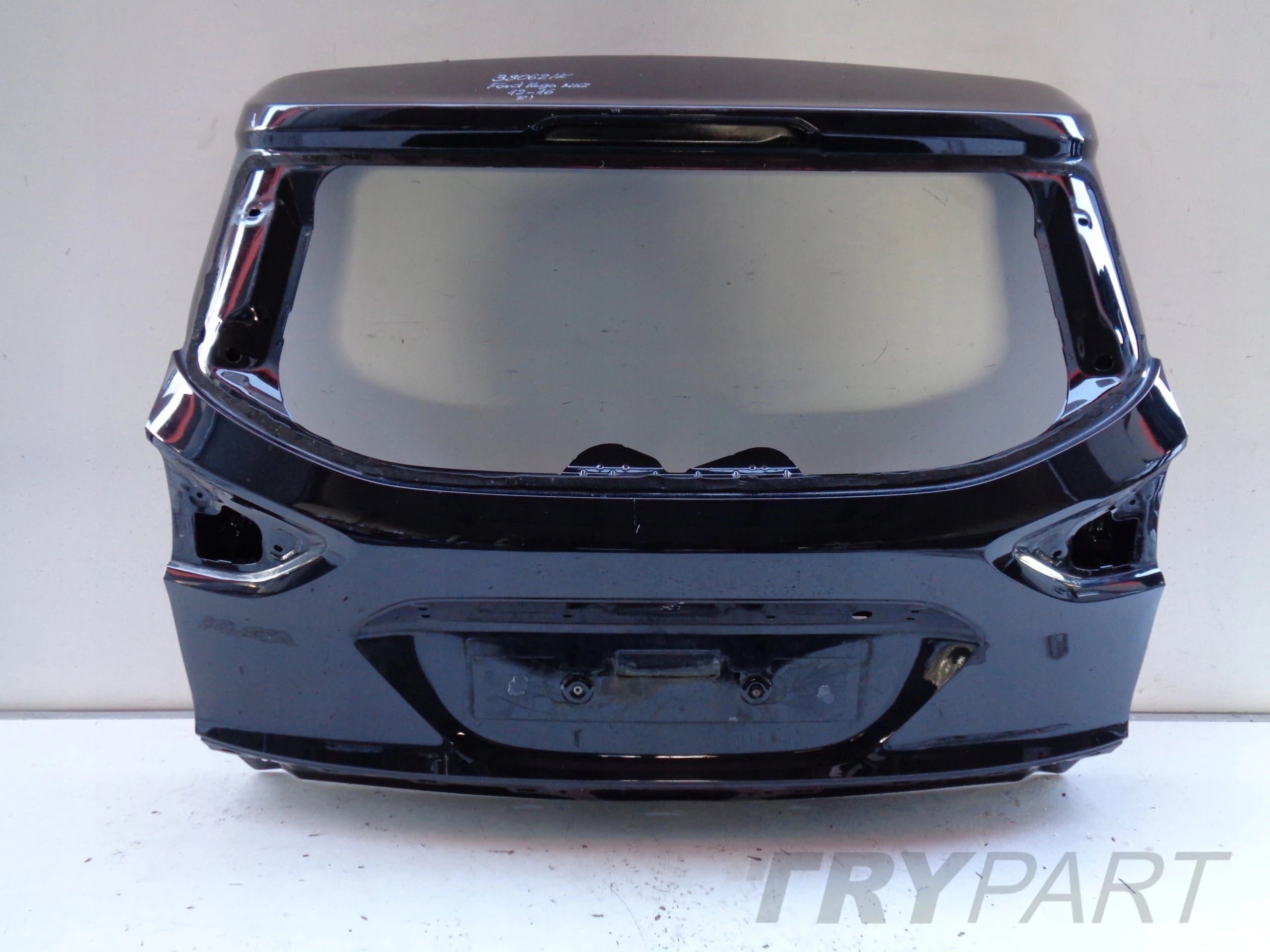 FORD KUGA MK2 12-16 TAILGATE NO. 38062