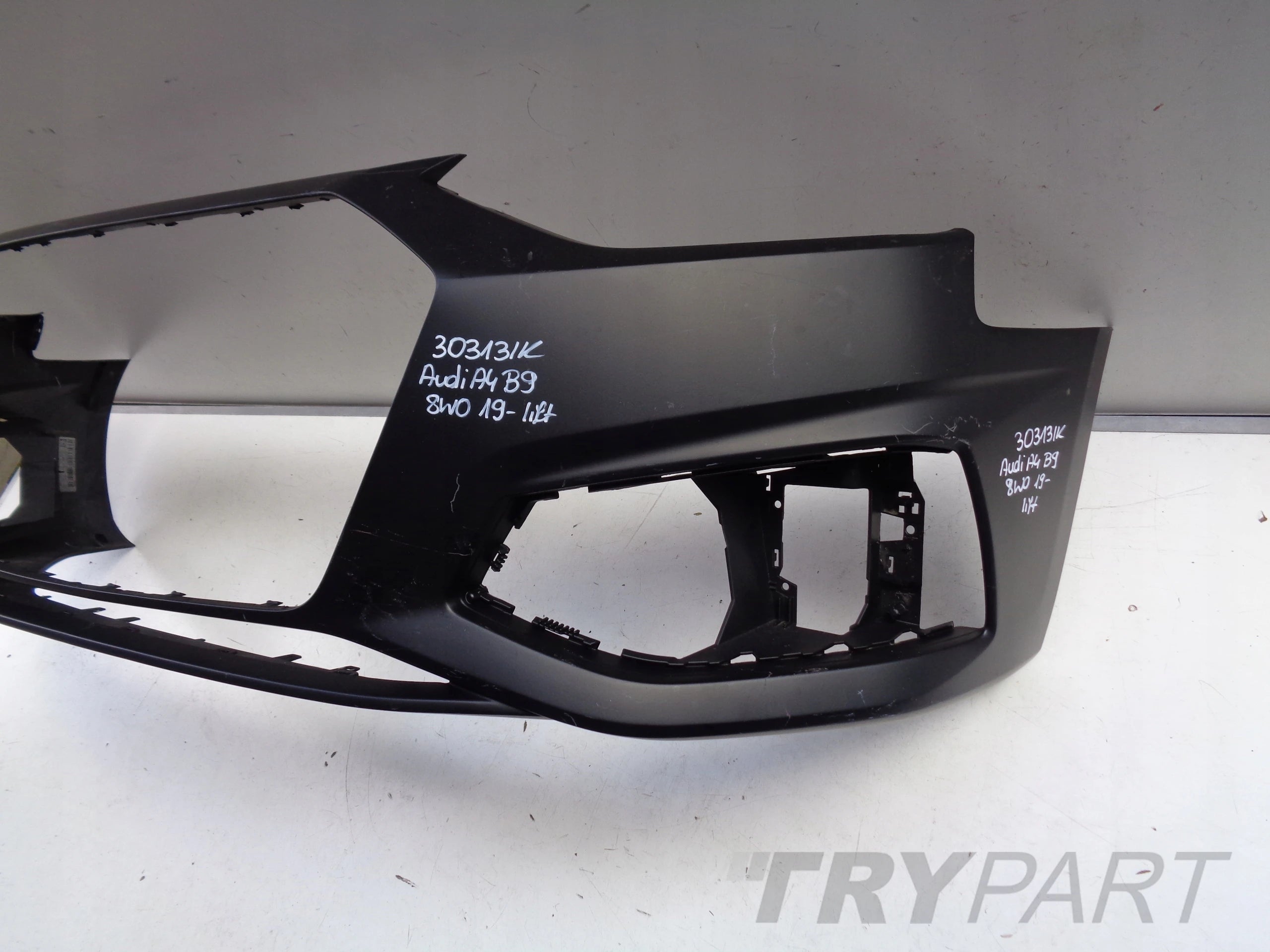 FRONT BUMPER AUDI A4 B9 8W 8W0 19- FACELIFT 30313