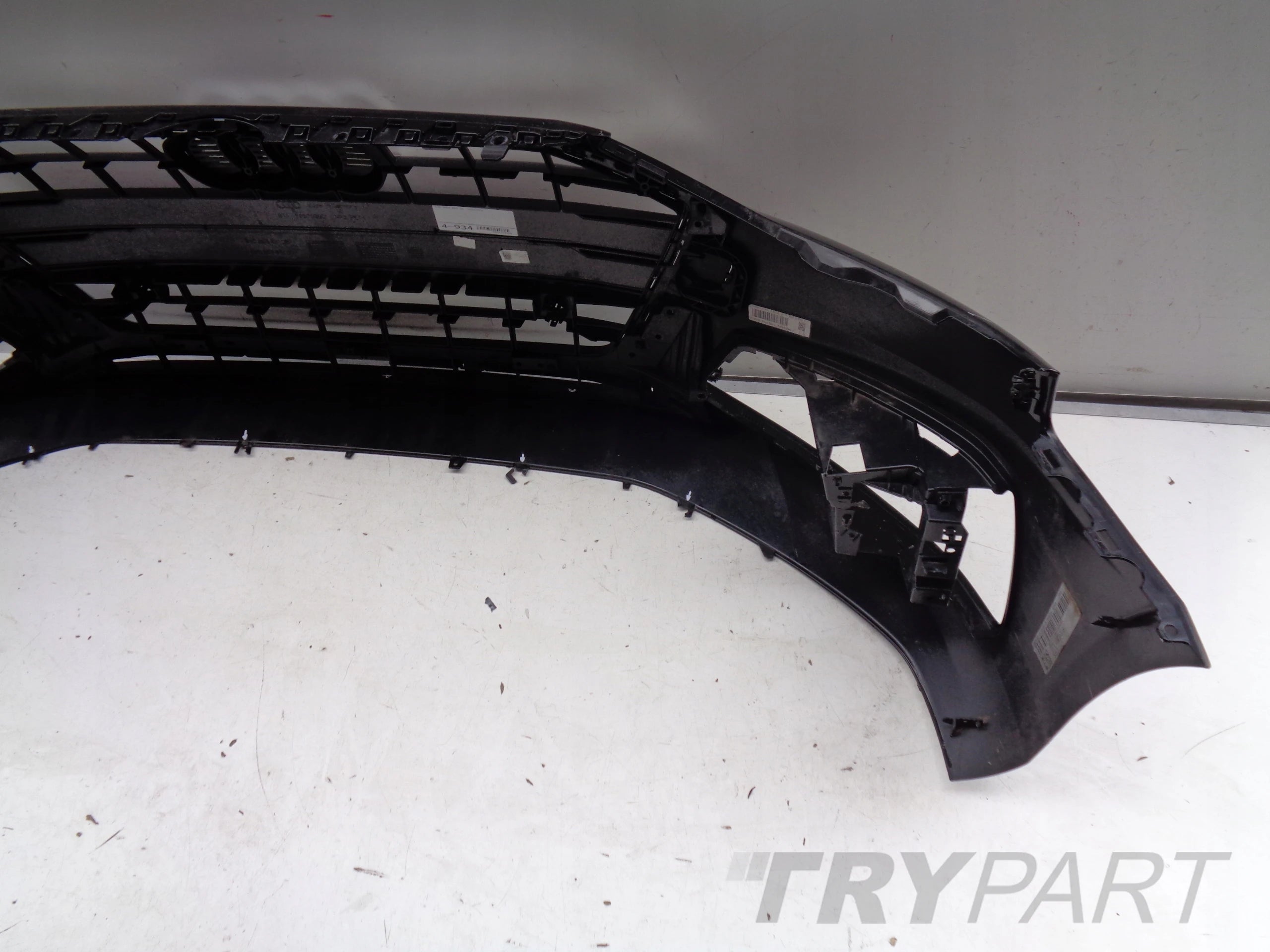 FRONT BUMPER AUDI A4 B9 8W 8W0 19- FACELIFT 34179