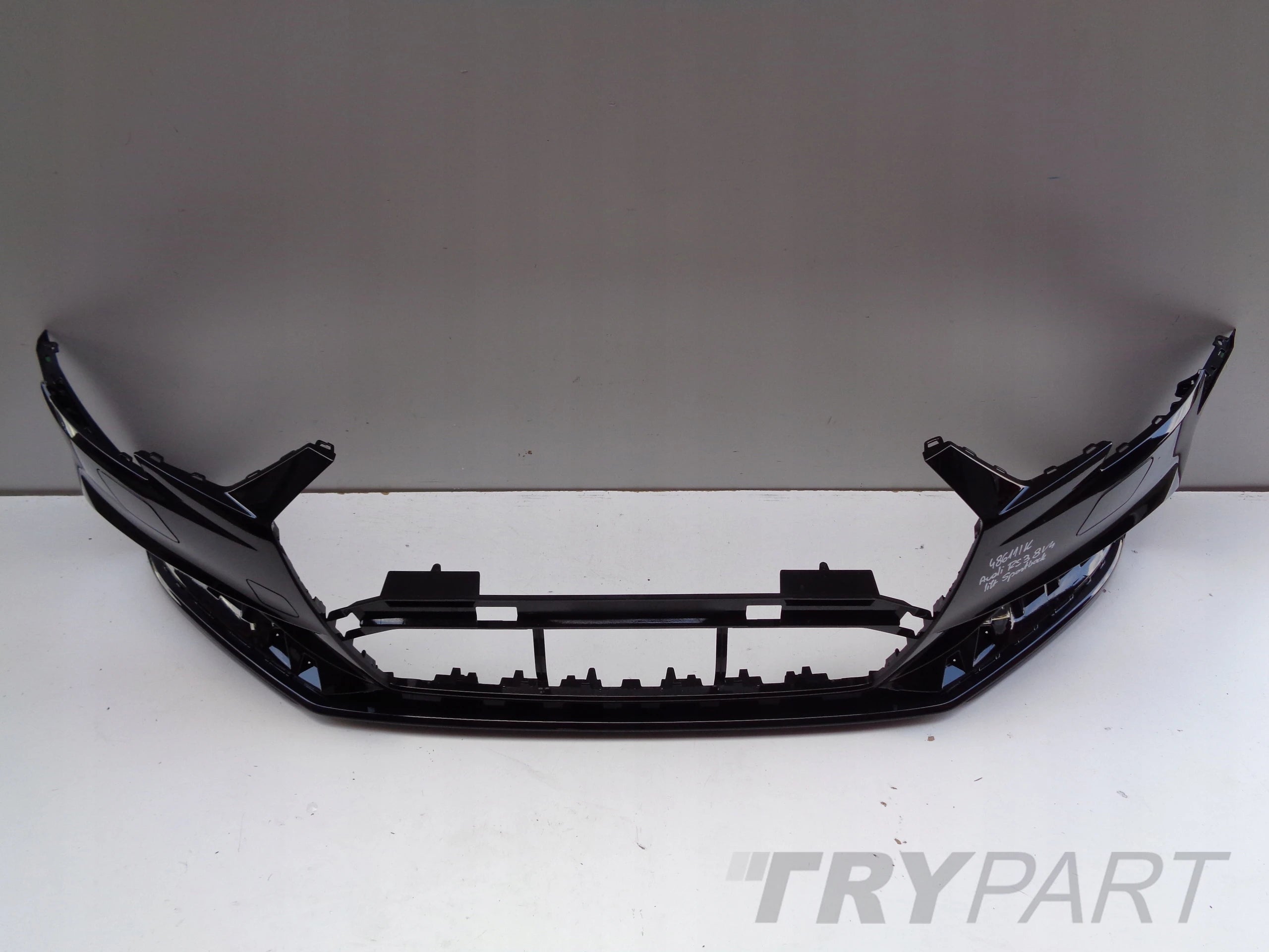 FRONT BUMPER AUDI RS3 8V 8V0 8V4 SPORTBACK LIFT NO. 48611