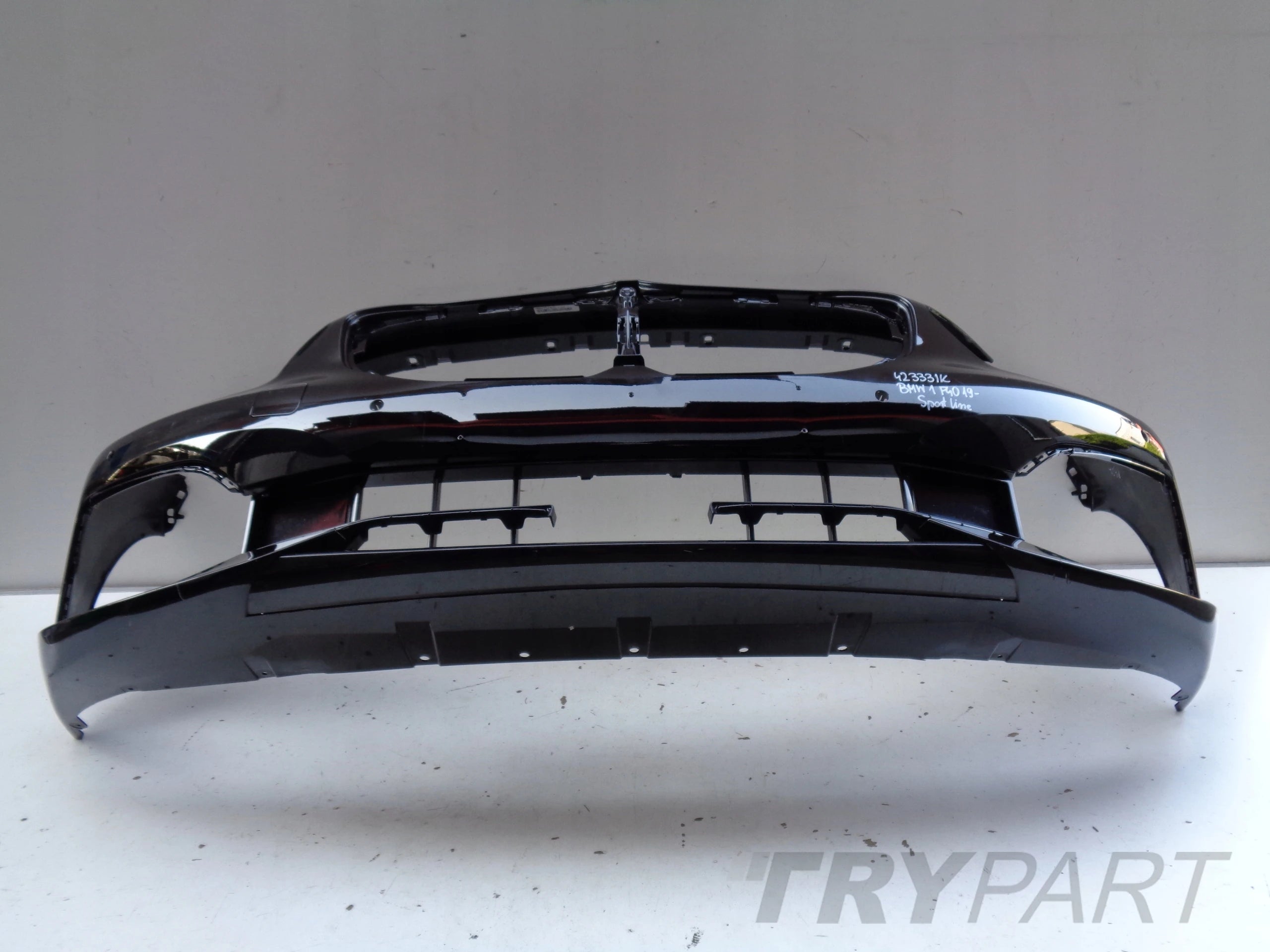 FRONT BUMPER BMW 1 F40 19- SPORT LINE NO. 42333