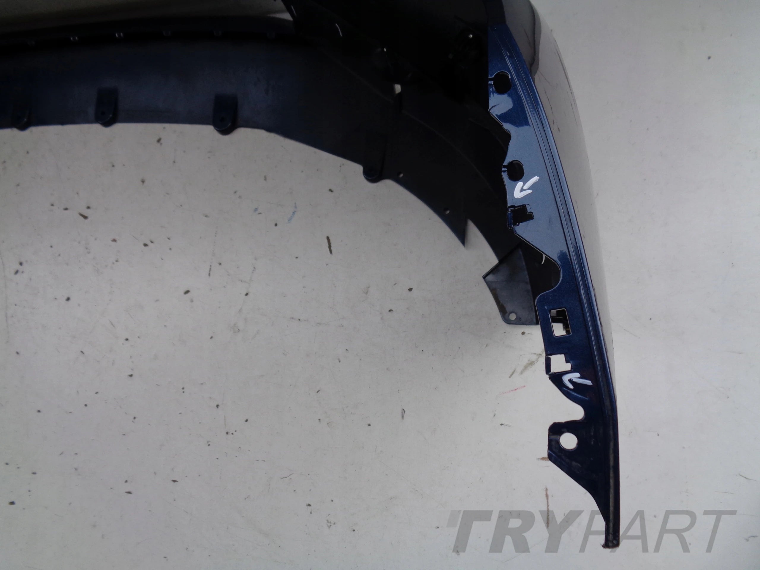 FRONT BUMPER BMW 5 G60 G61 23- NO. 44095