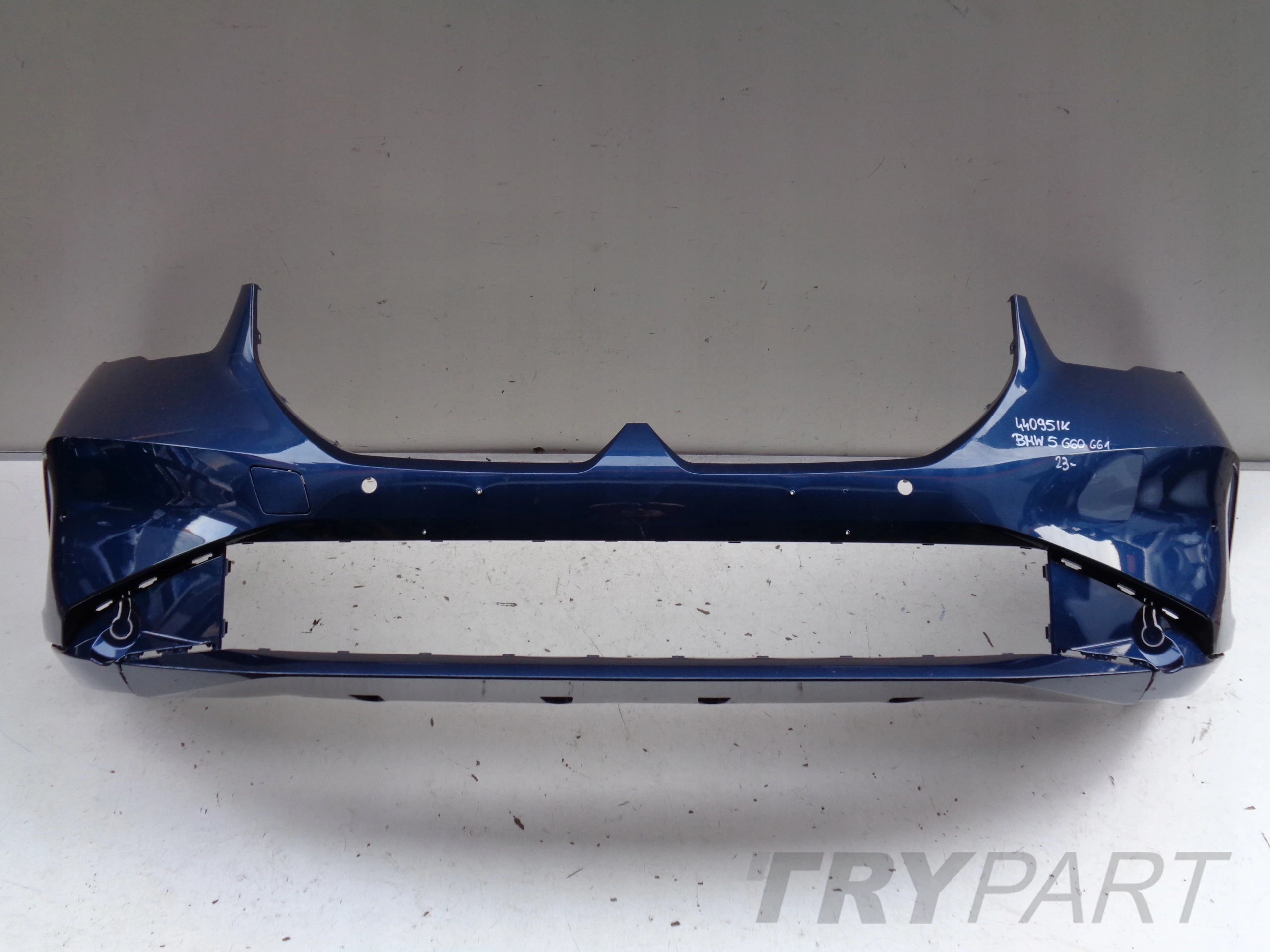 FRONT BUMPER BMW 5 G60 G61 23- NO. 44095
