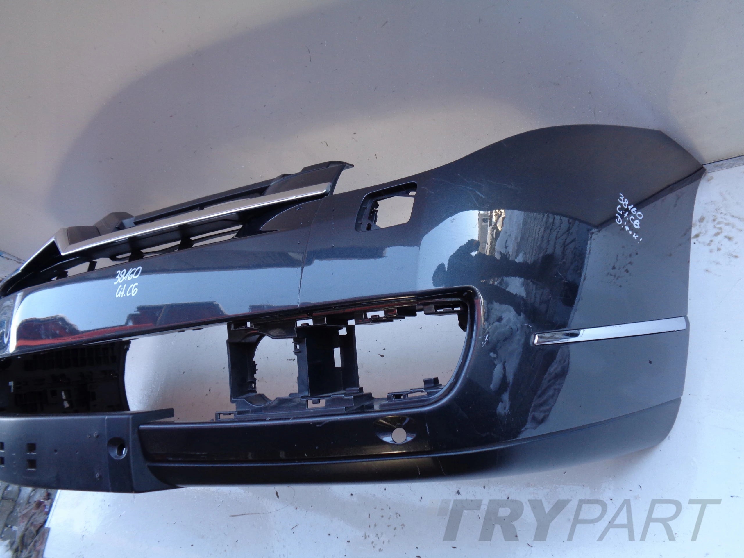 FRONT BUMPER CITROEN C6 NO. 38160