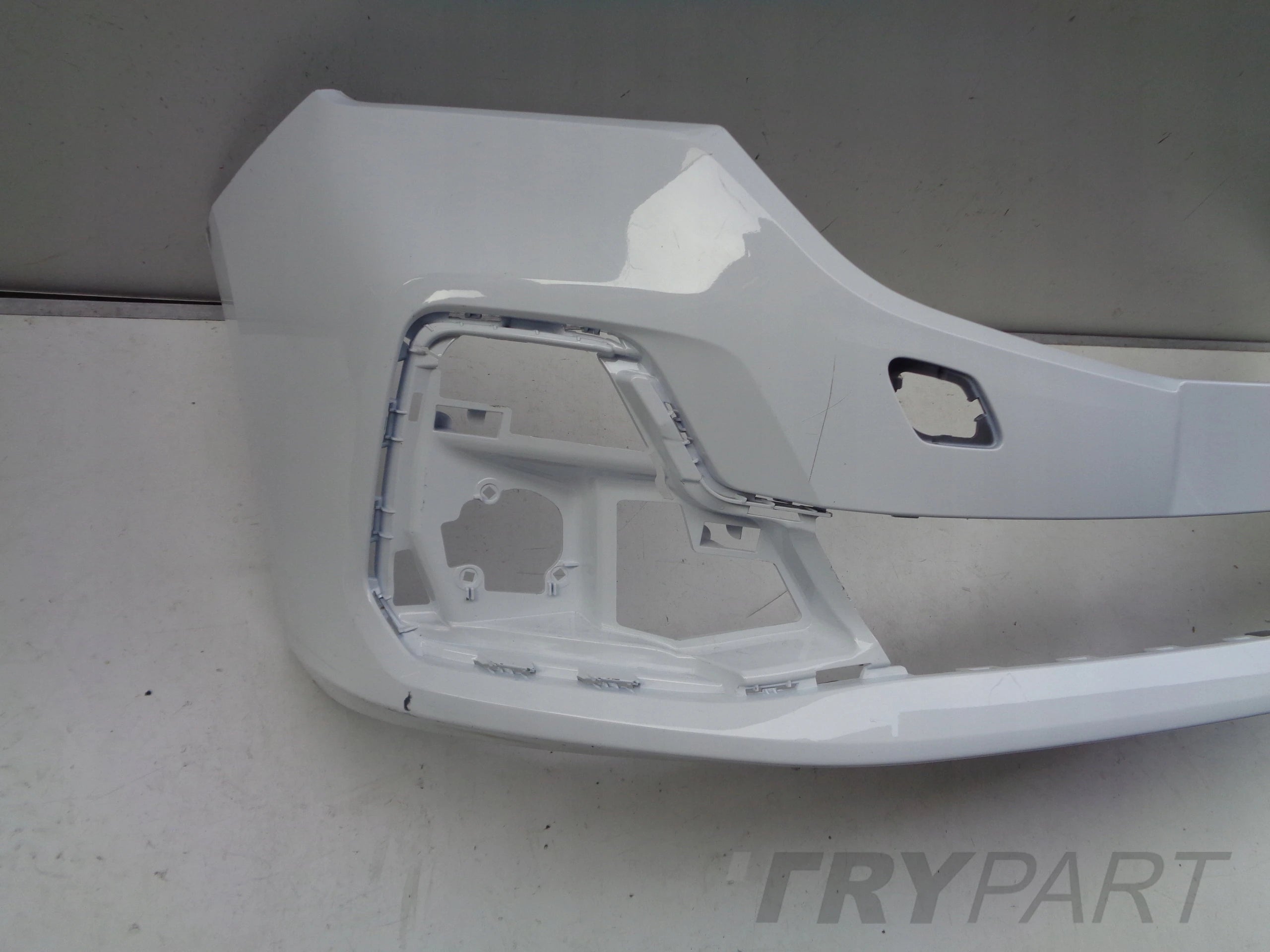 FRONT BUMPER FORD TRANSIT CONNECT III 22- 28907
