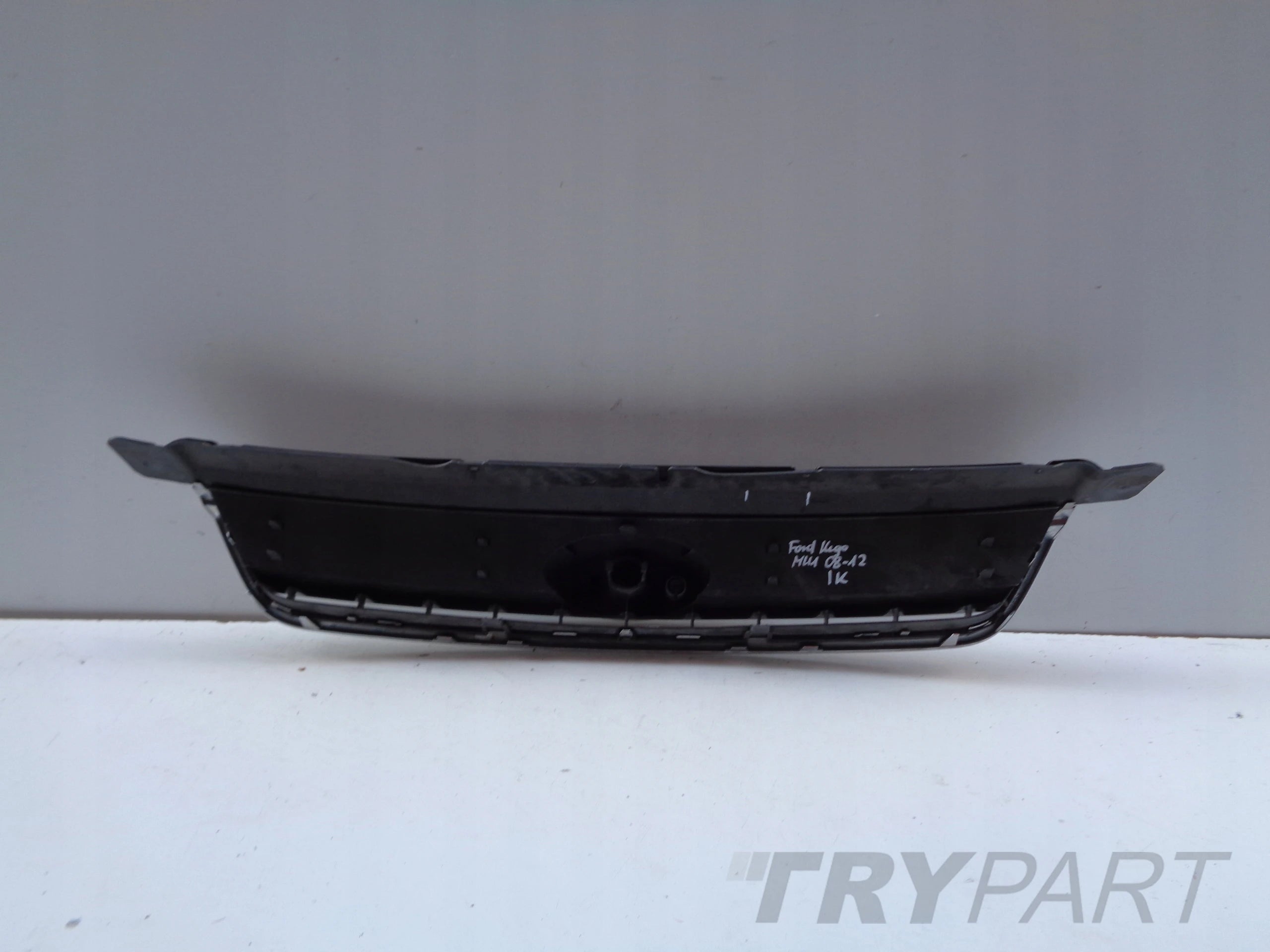 FRONT BUMPER GRILLE FOR FORD KUGA MK1 08-12