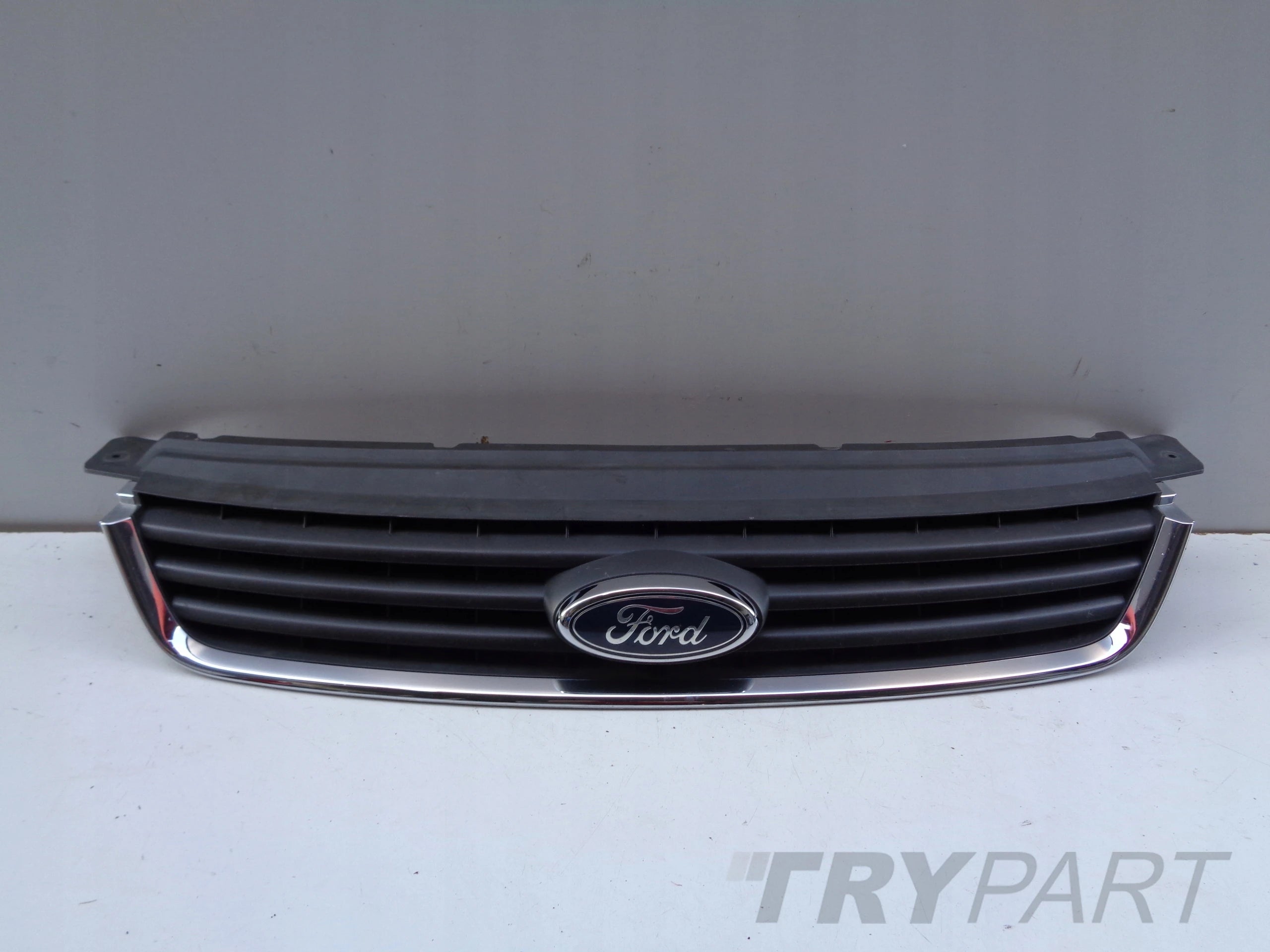 FRONT BUMPER GRILLE FOR FORD KUGA MK1 08-12