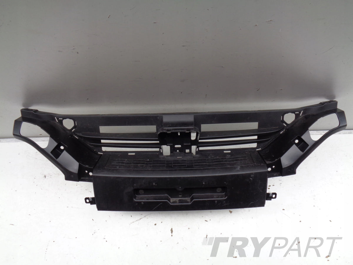 FRONT BUMPER GRILLE IVECO DAILY 19- LIFT
