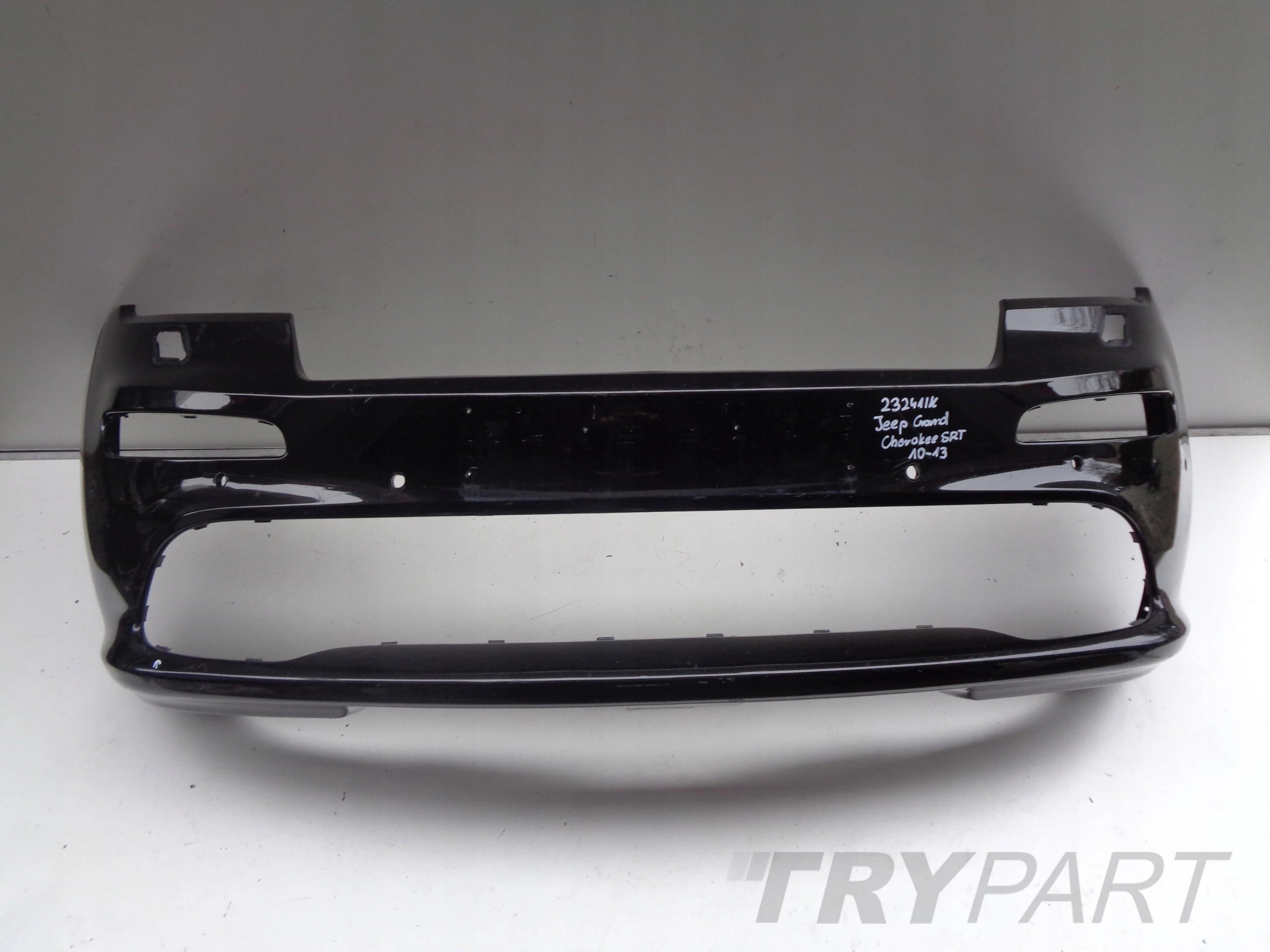FRONT BUMPER JEEP GRAND CHEROKEE SRT 10-13