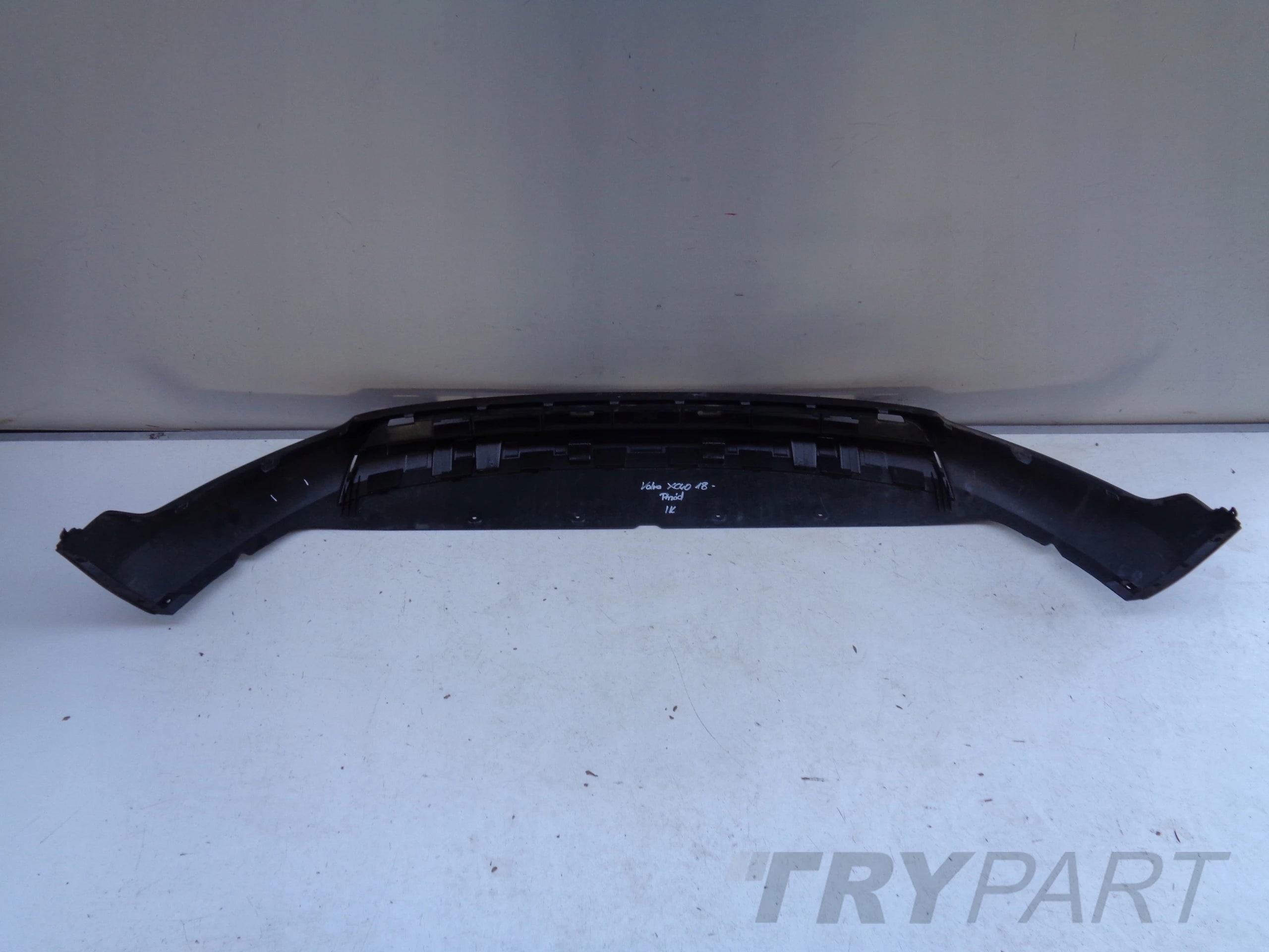 FRONT BUMPER LIP FOR VOLVO XC40 18-