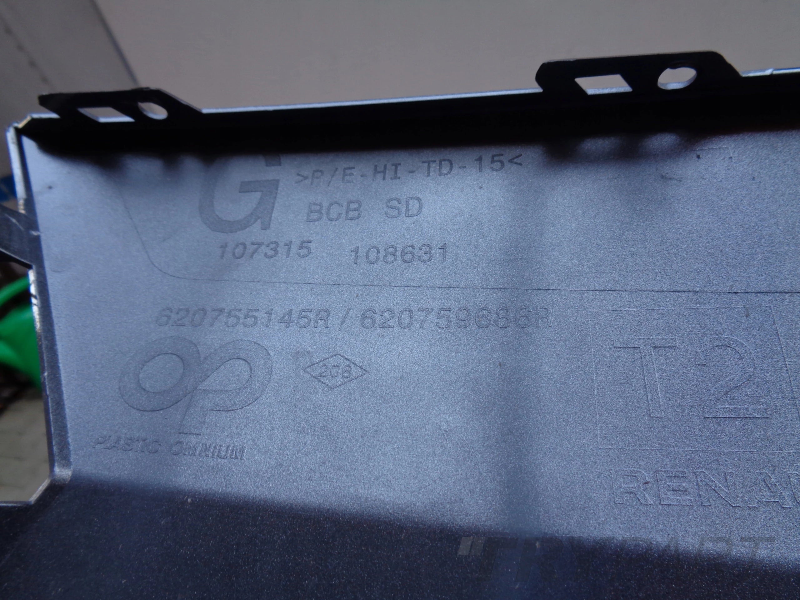 FRONT BUMPER LIP RENAULT MEGANE V E-TECH 23-
