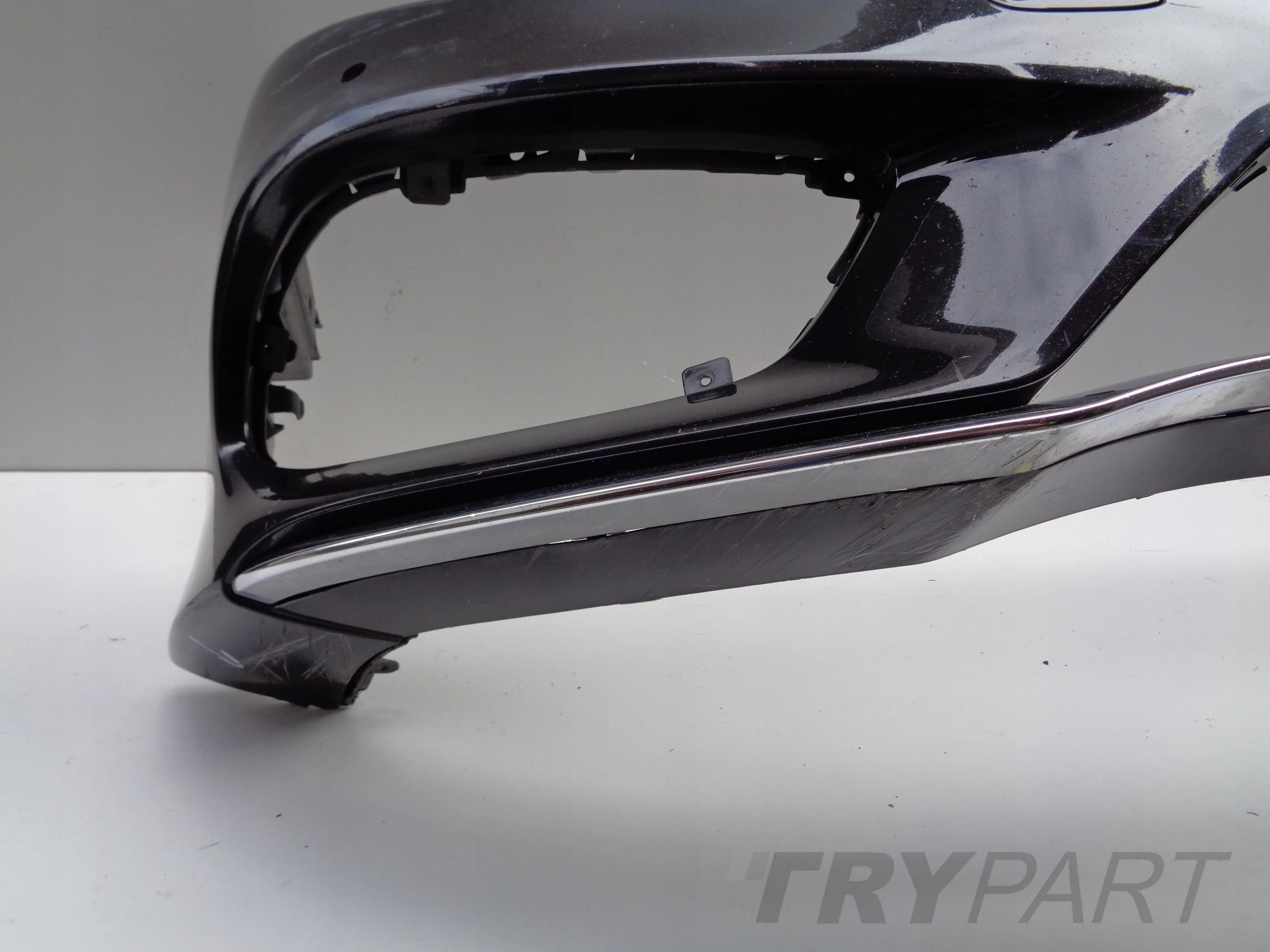 FRONT BUMPER MERCEDES E-CLASS W212 12- LIFT AMG NO. 46636 + SLIDES