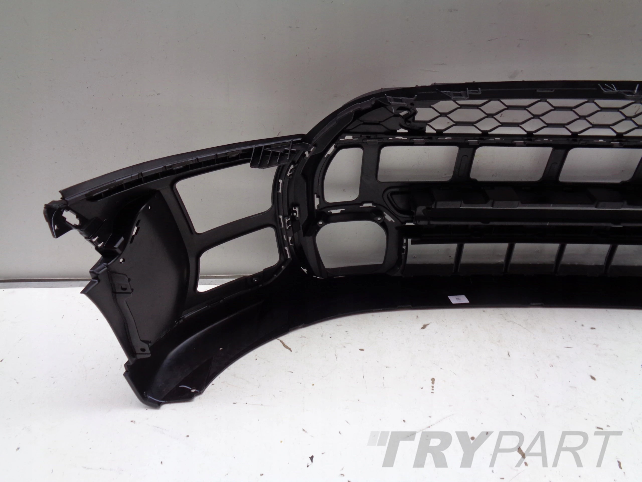 FRONT BUMPER MINI COOPER ONE S JCW LIFT NO. 40758