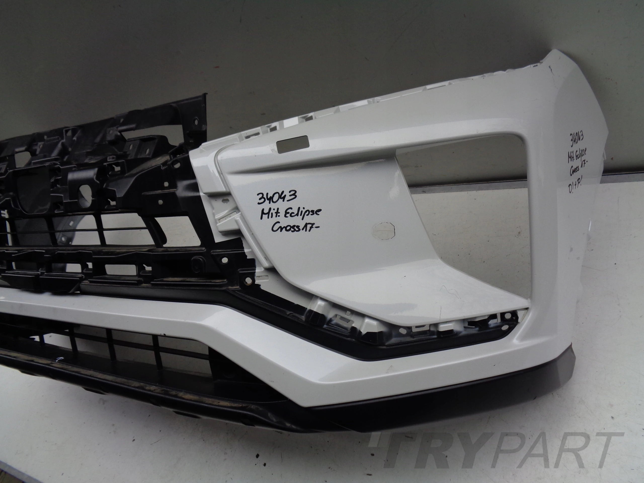 FRONT BUMPER MITSUBISHI ECLIPSE CROSS 17- 34043