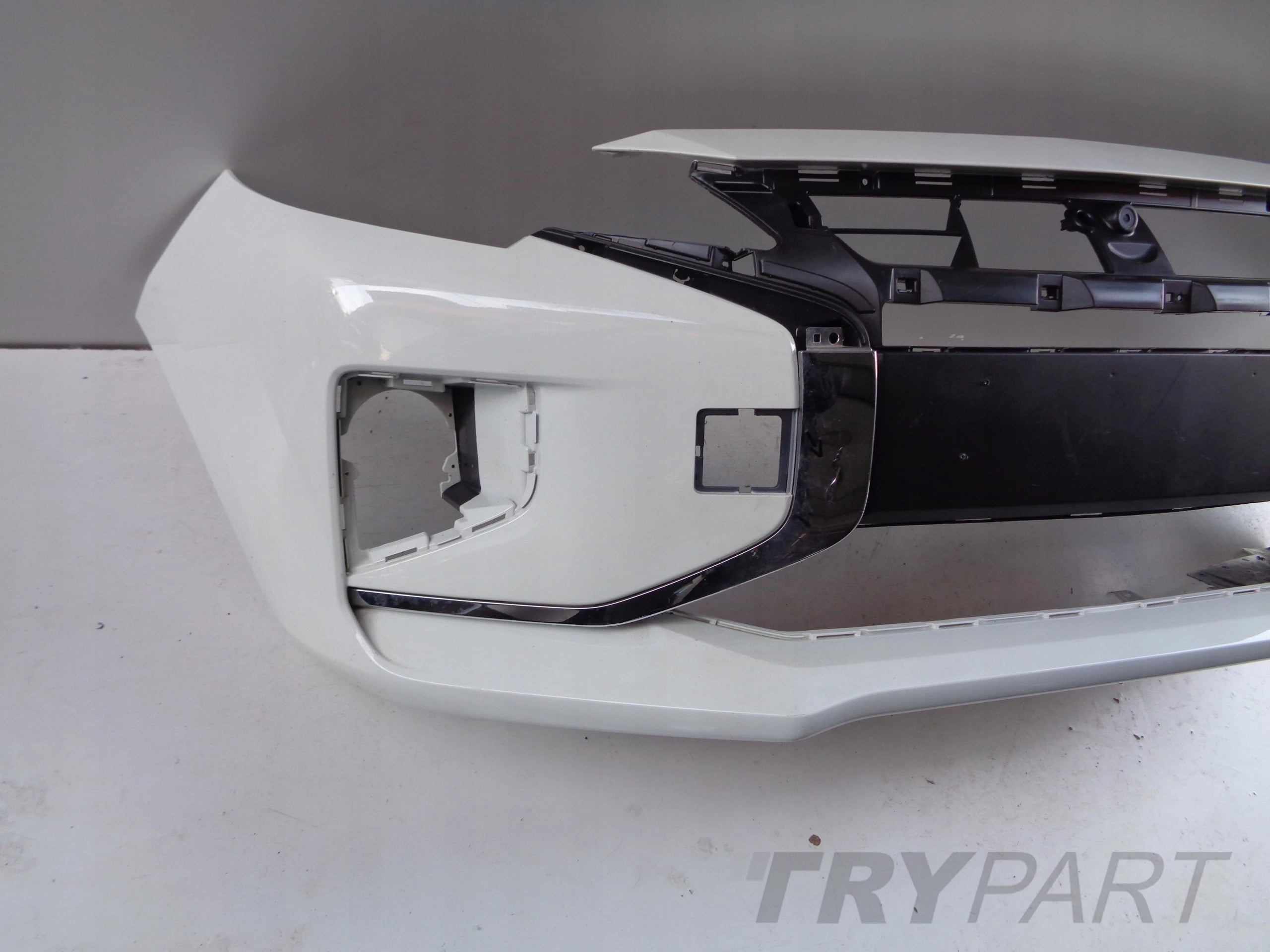 FRONT BUMPER MITSUBISHI SPACE STAR 20- NO. 50602