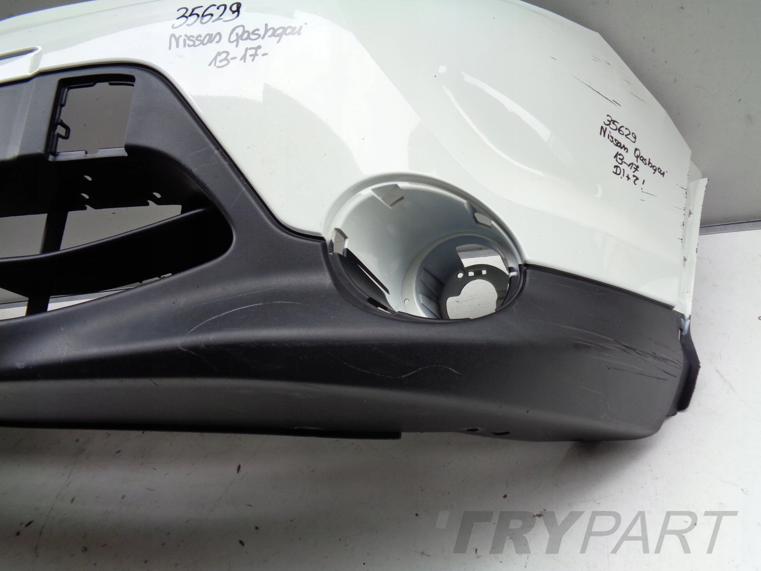 FRONT BUMPER NISSAN QASHQAI 13-17 NO. 35629
