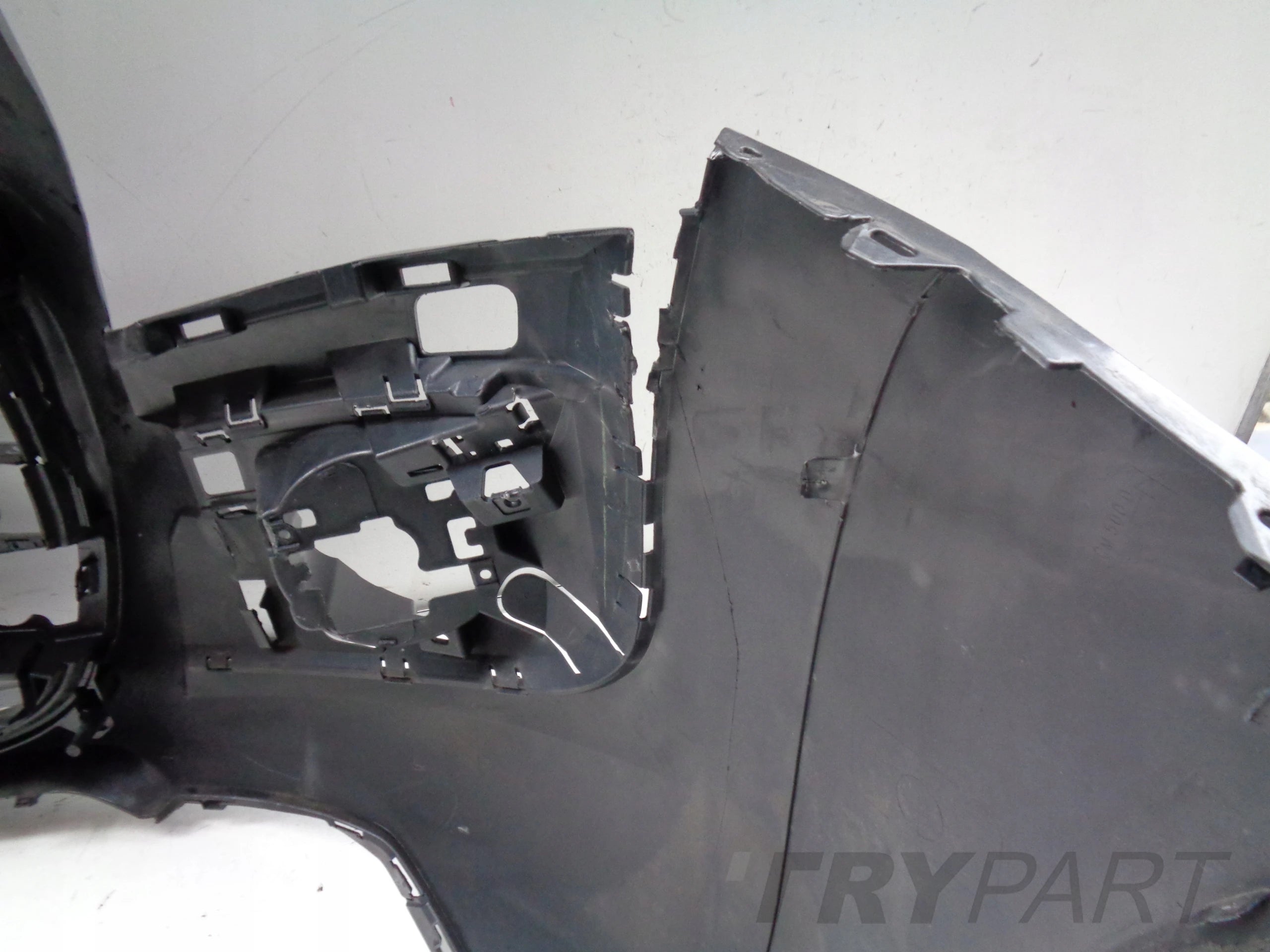 FRONT BUMPER PEUGEOT 3008 09-12 NO. 33772