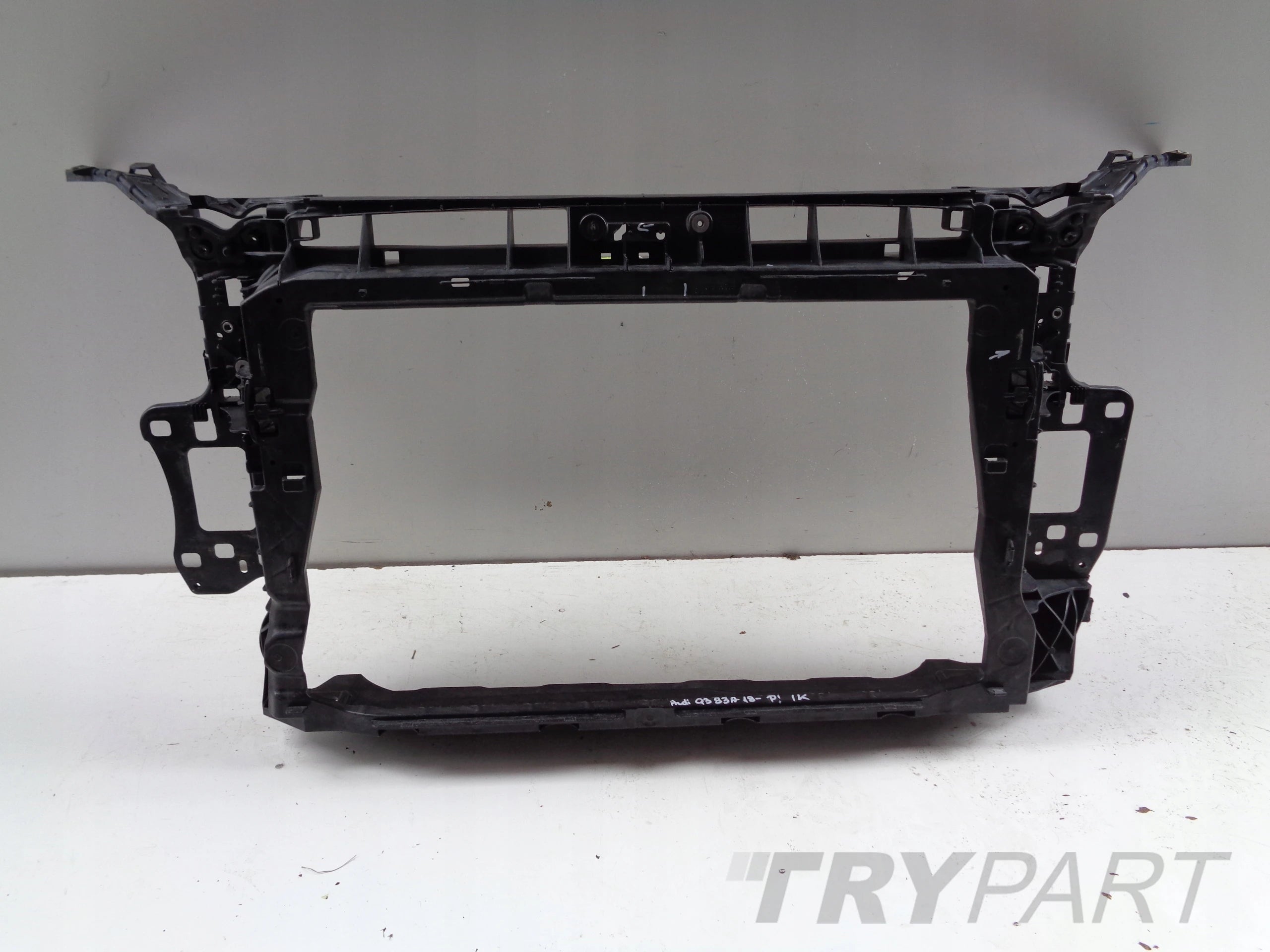 FRONT BUMPER REINFORCEMENT AUDI Q3 II 83A 18-