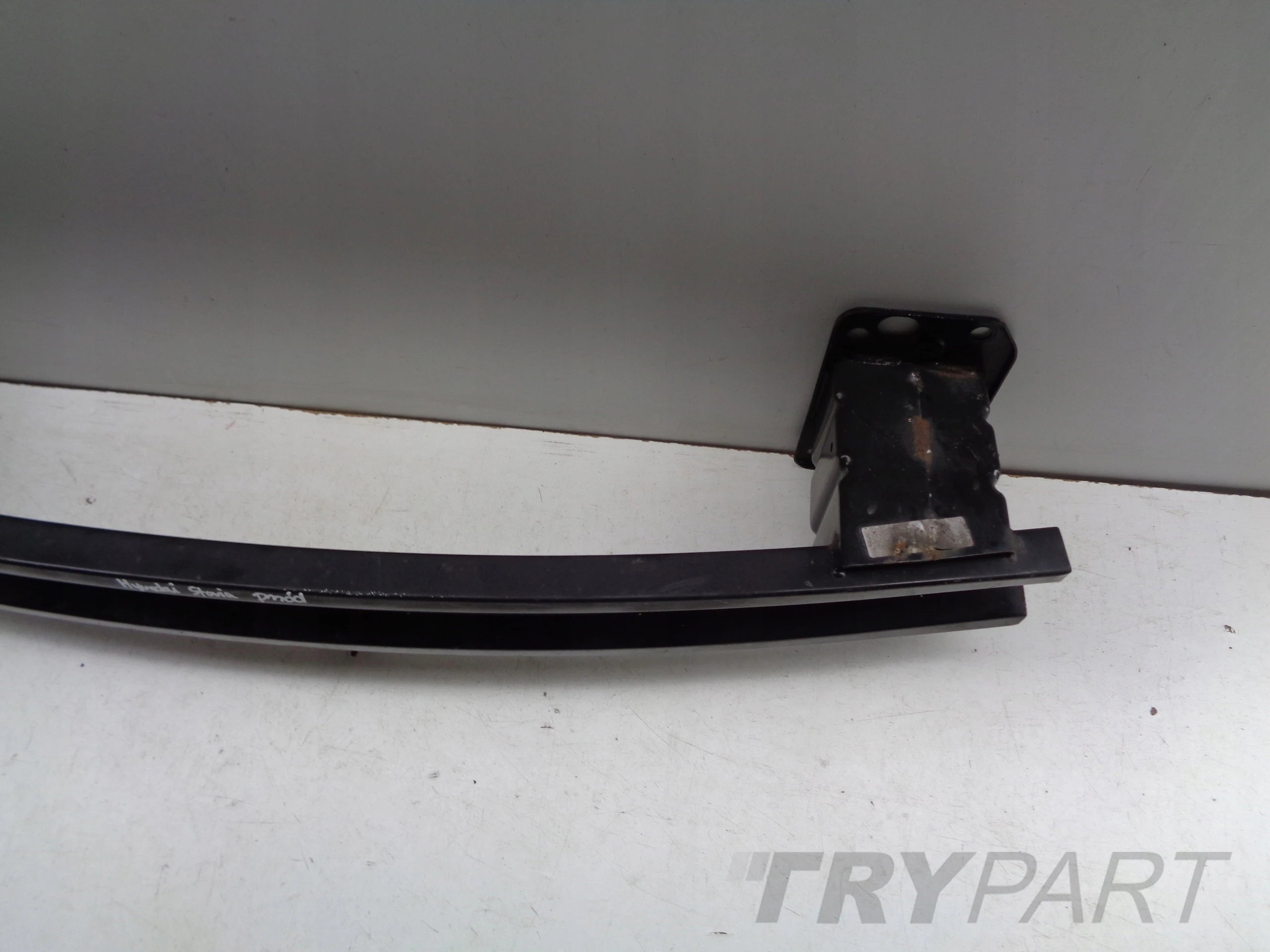 FRONT BUMPER REINFORCEMENT BAR HYUNDAI STARIA 22- FOR RADAR