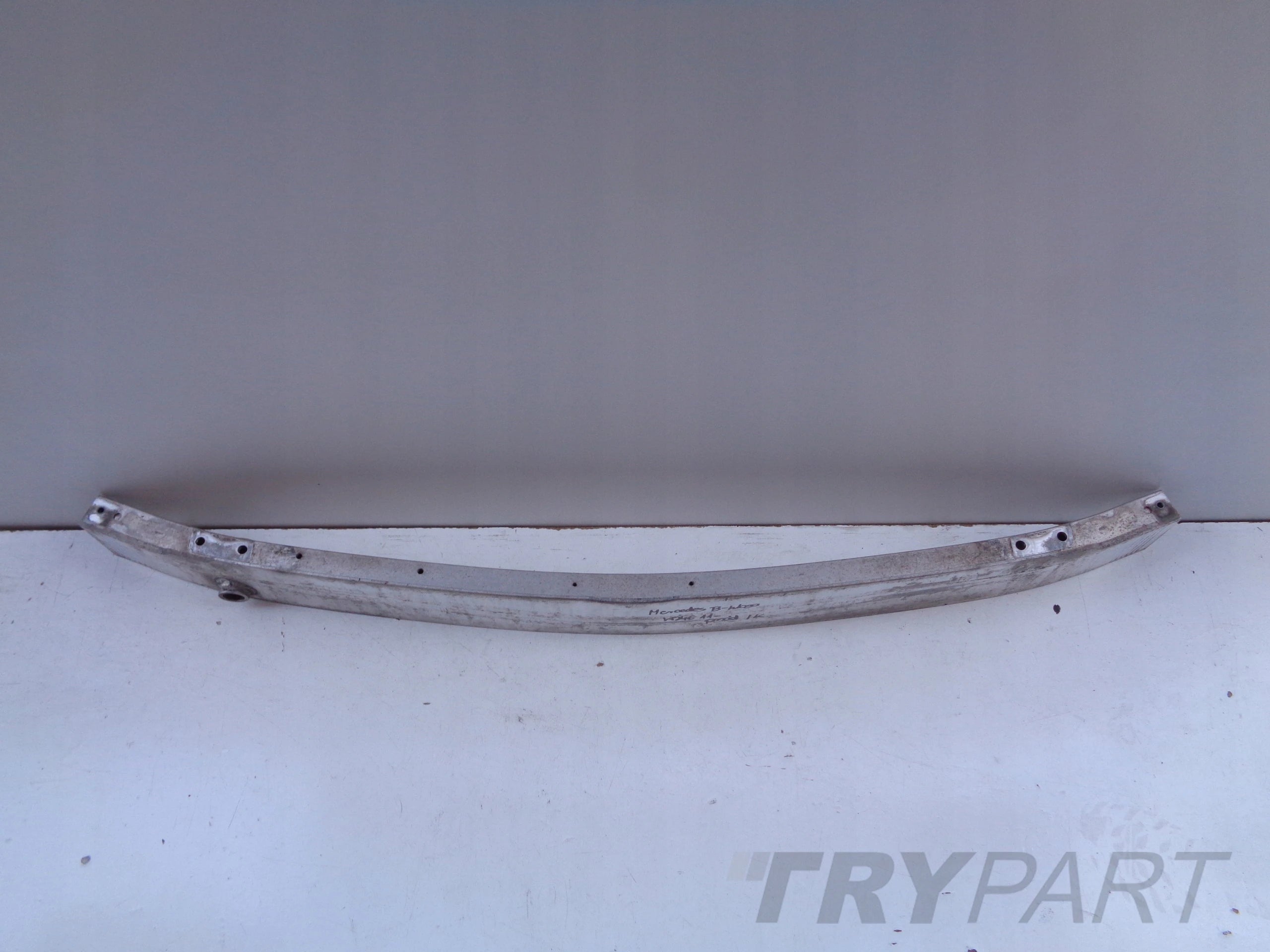 FRONT BUMPER REINFORCEMENT BAR MERCEDES A-CLASS W176 B-CLASS CLA W117