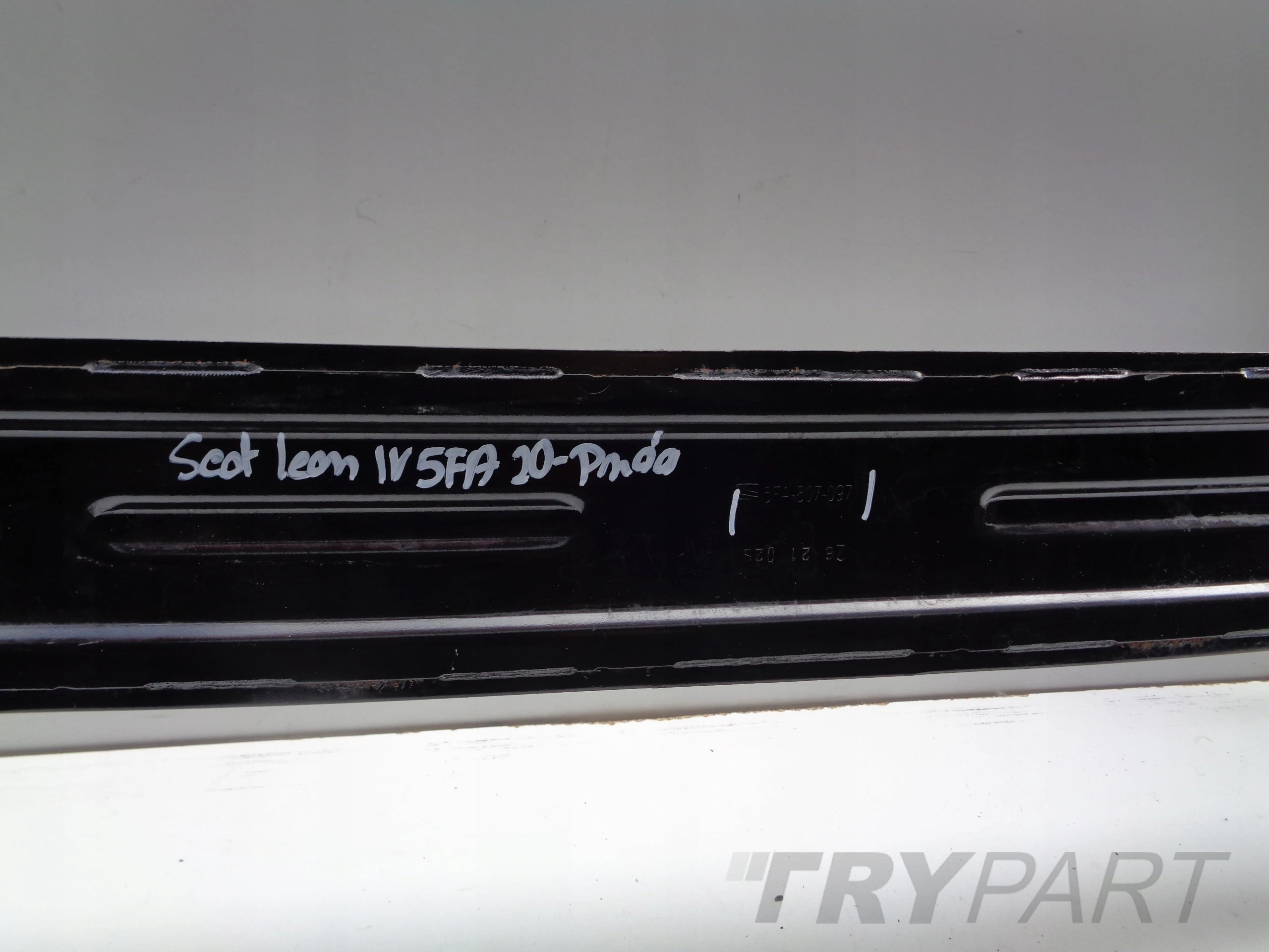 FRONT BUMPER REINFORCEMENT BEAM SEAT LEON IV 4 5FA 20-